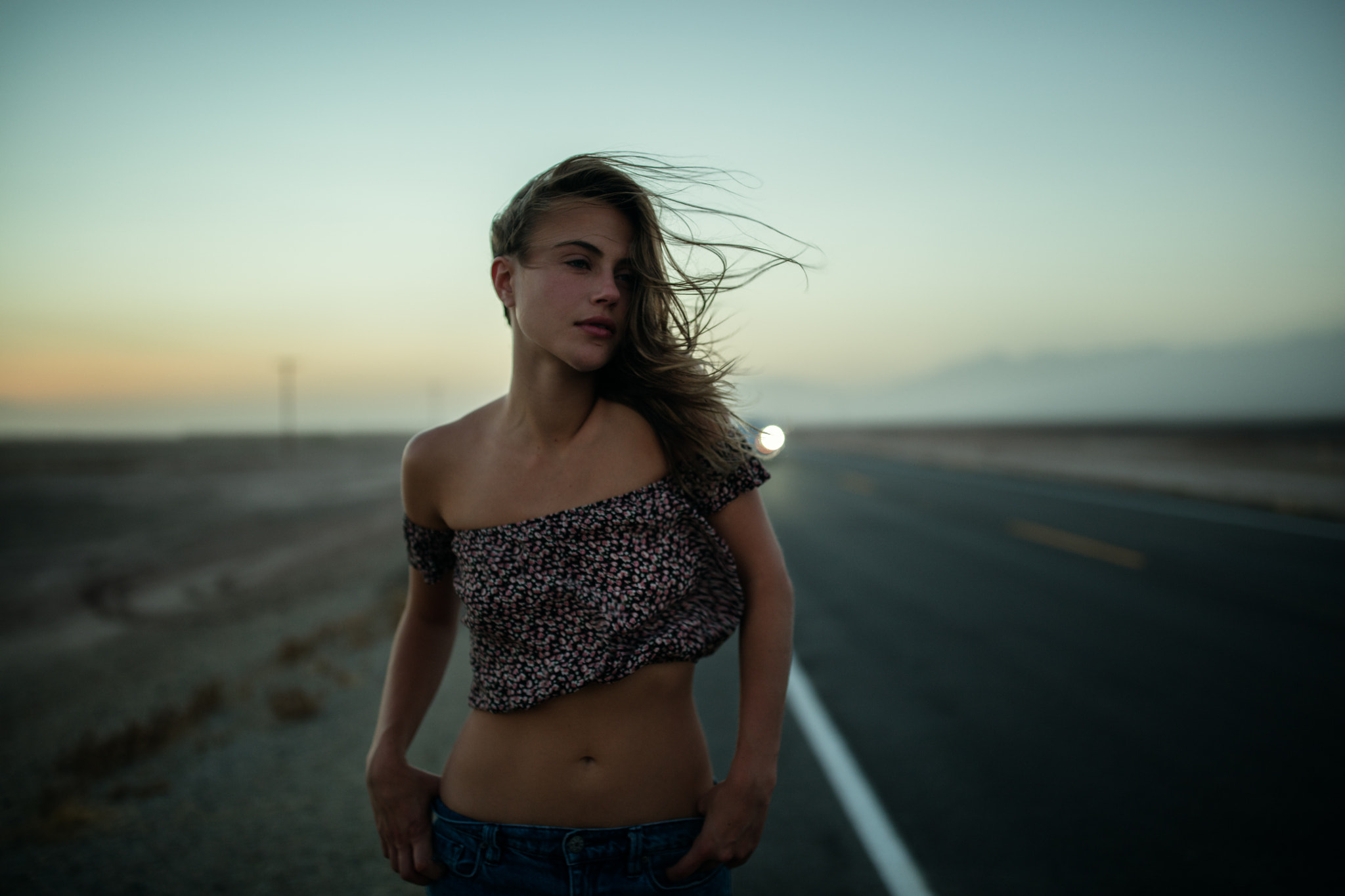 Canon EF 35mm F1.4L II USM sample photo. Desert highway photography