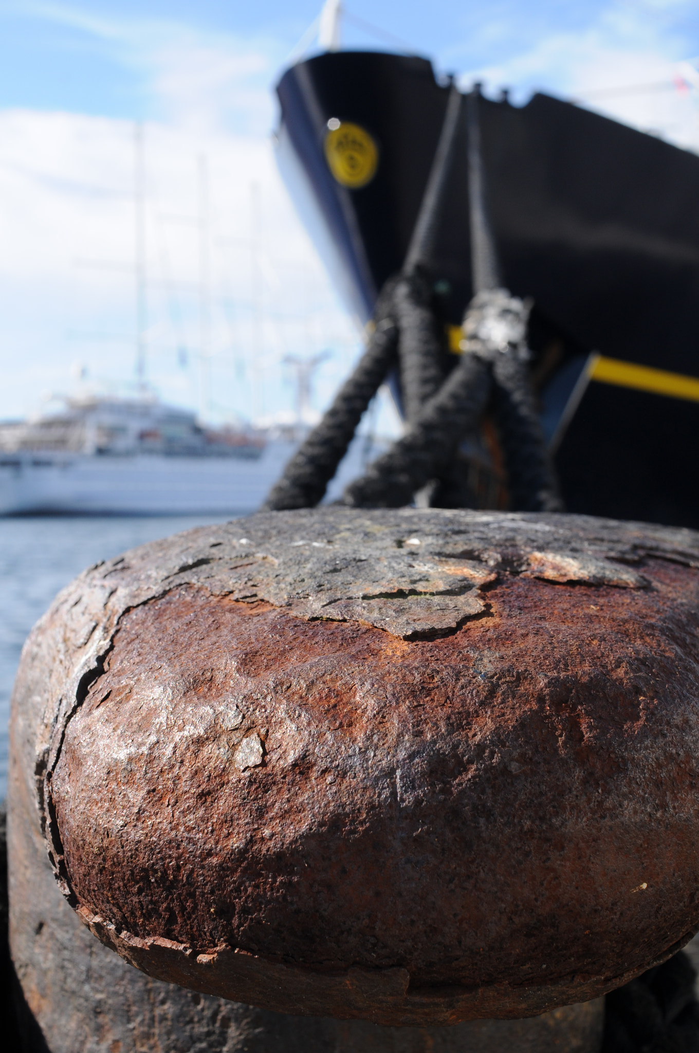 Nikon D300 + Sigma 30mm F1.4 EX DC HSM sample photo. Ship in port,  stavanger / norway photography