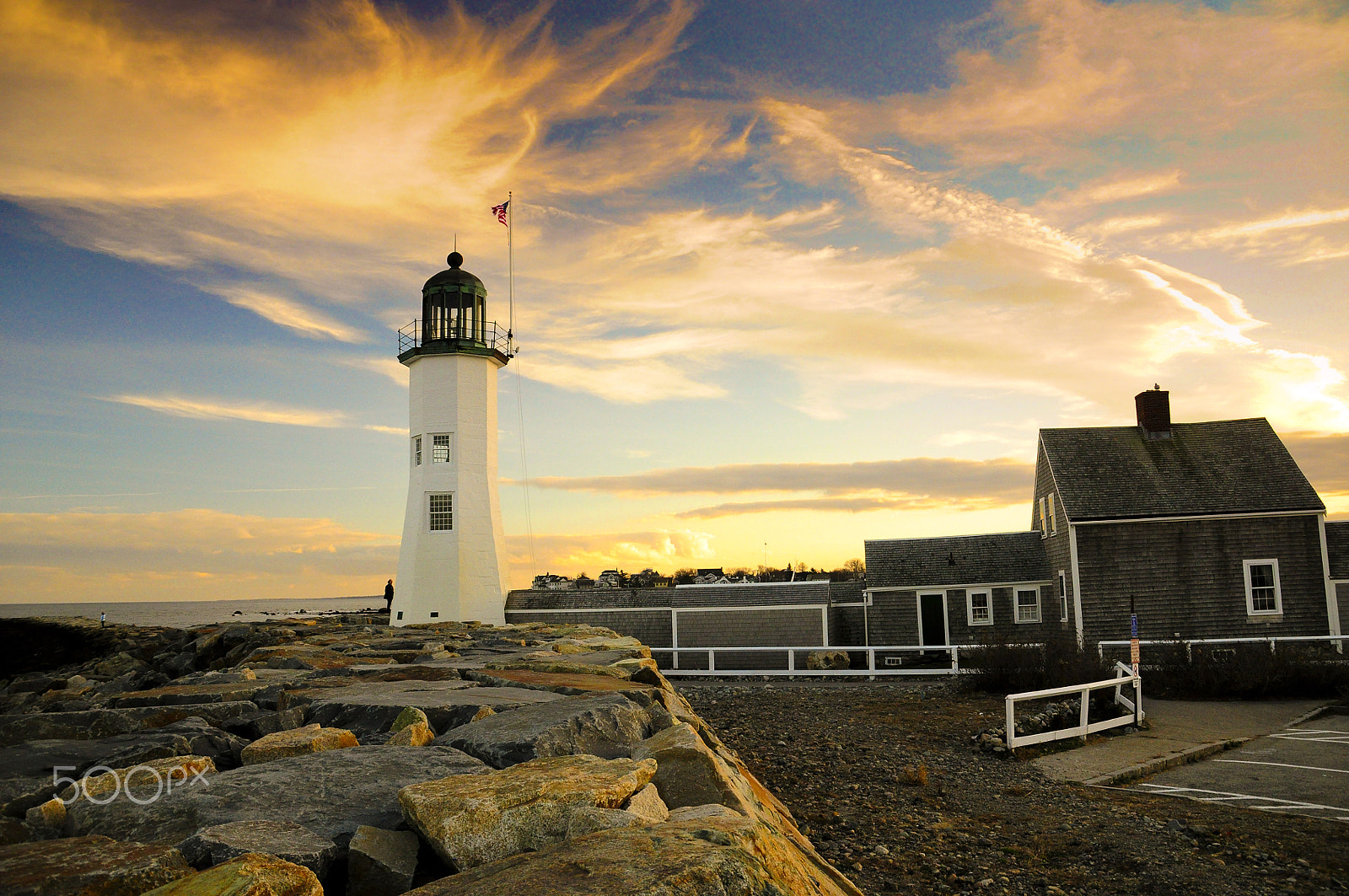 Sigma 28-300mm F3.5-6.3 DG Macro sample photo. Old lighthouse at sunset photography