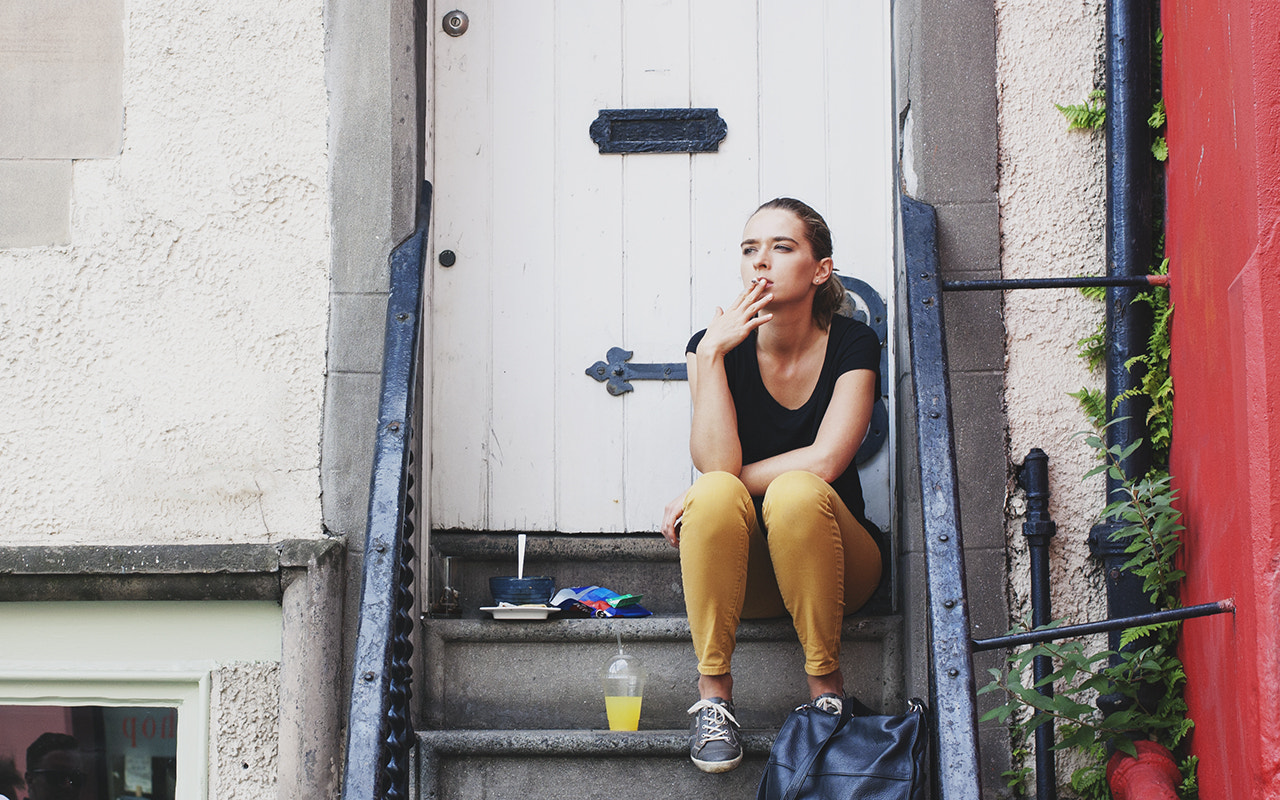 Canon EF 40mm F2.8 STM sample photo. Girl step photography