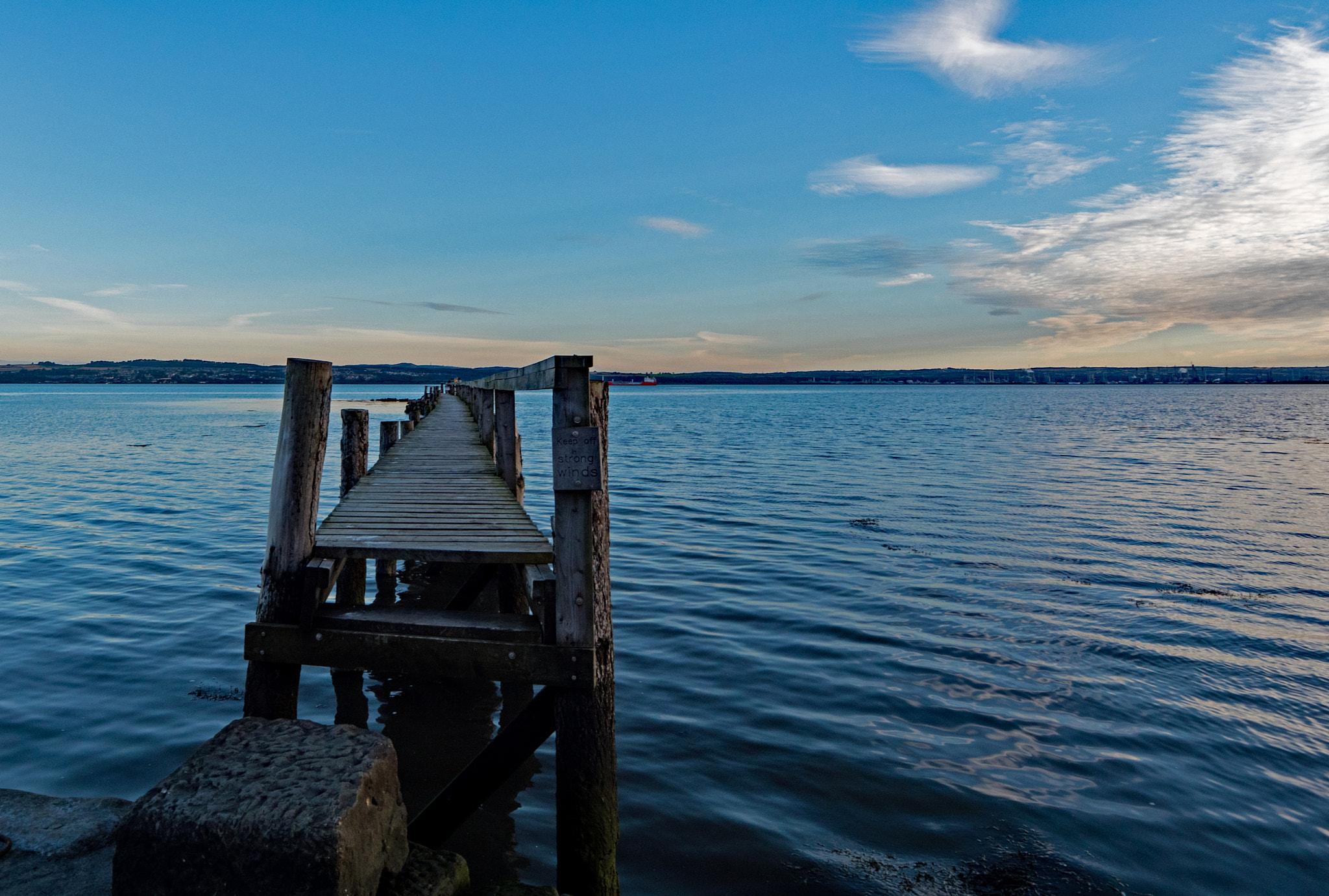 Panasonic Lumix DMC-GX8 + OLYMPUS M.9-18mm F4.0-5.6 sample photo. Pier number 77 photography