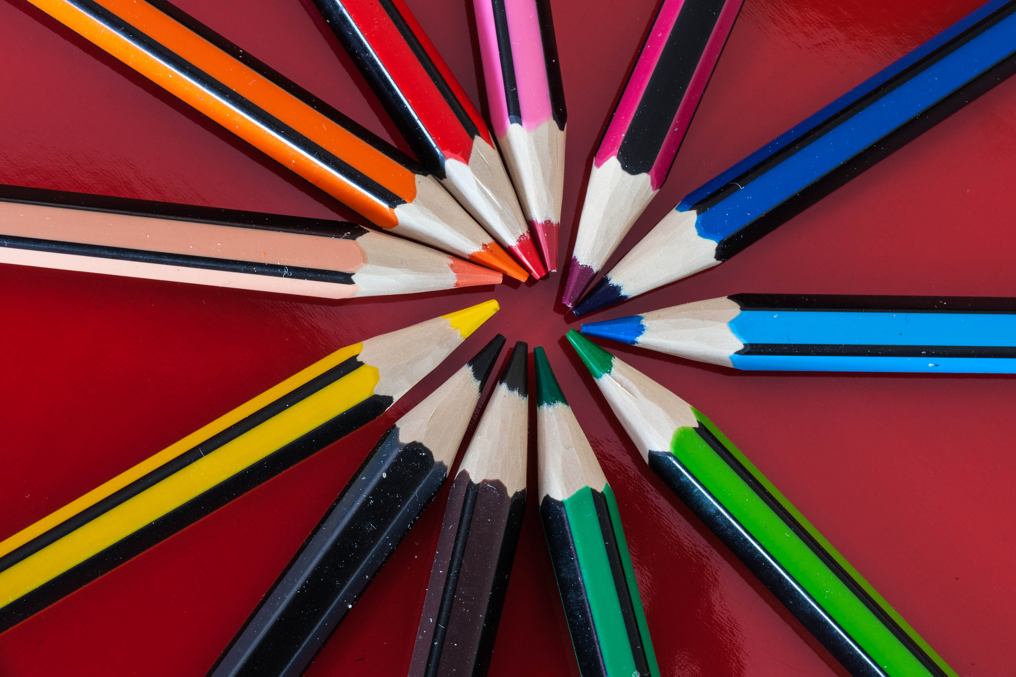 Tamron SP AF 60mm F2 Di II LD IF Macro sample photo. Crayons photography