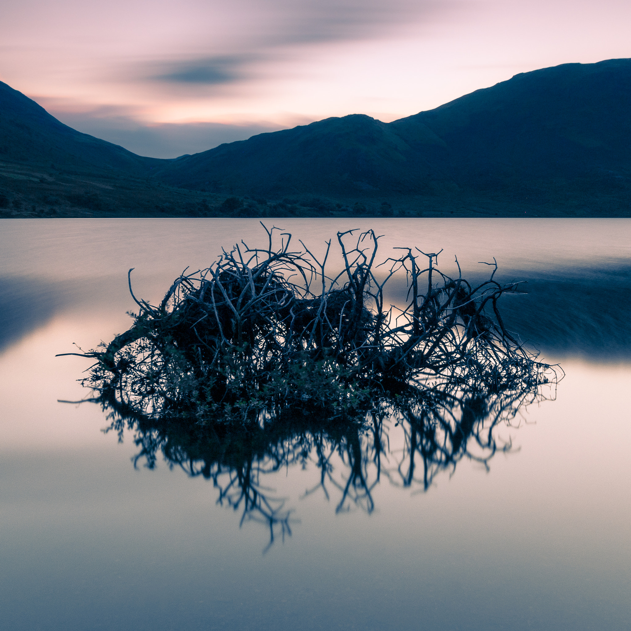 Sigma 10-20mm F3.5 EX DC HSM sample photo. Crummock water photography