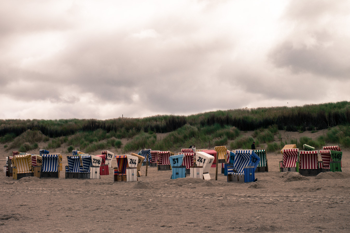 Panasonic Lumix DMC-GX1 sample photo. Beach chairs photography