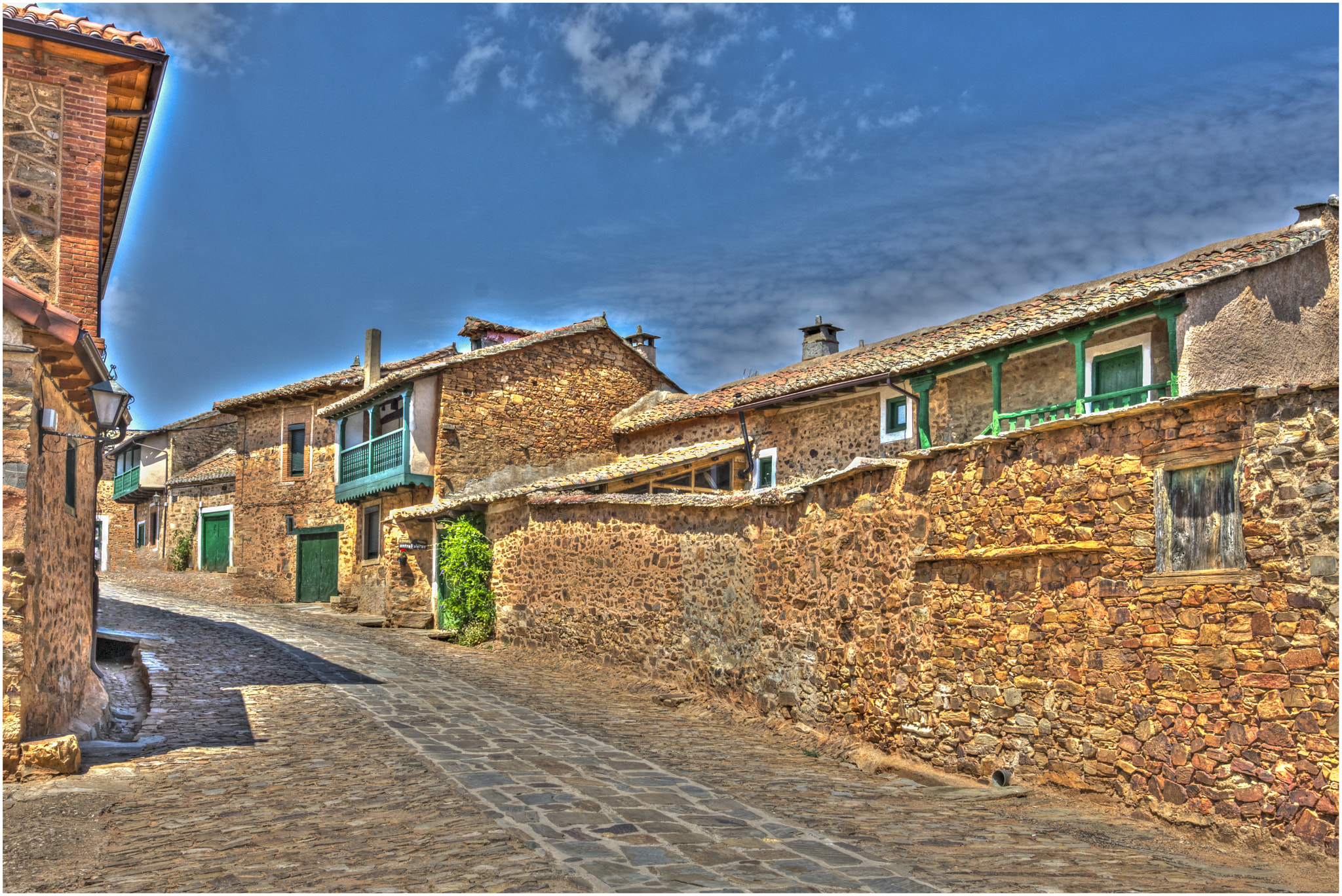 Nikon AF-S Nikkor 14-24mm F2.8G ED sample photo. Pueblo rustico. photography