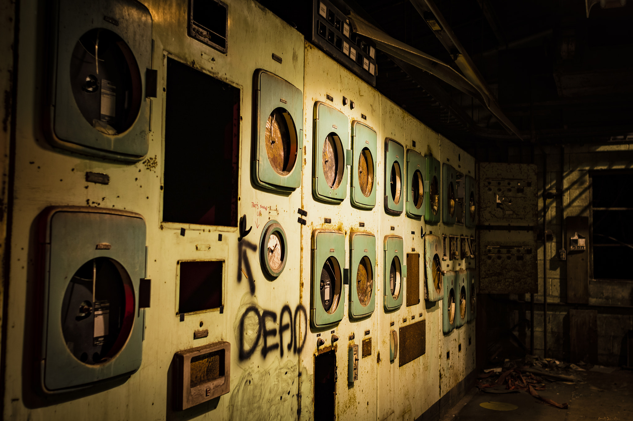 Canon EF 24mm f/1.4L sample photo. Mission control photography