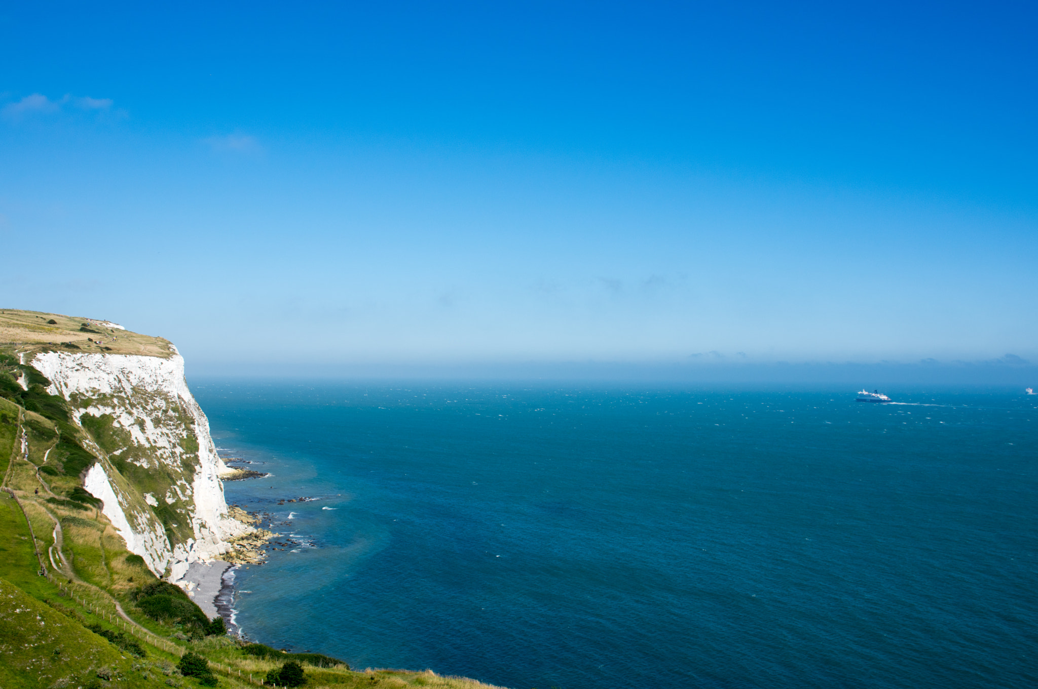 Sigma 70-200mm F2.8 EX DG Macro HSM II sample photo. White cliff photography