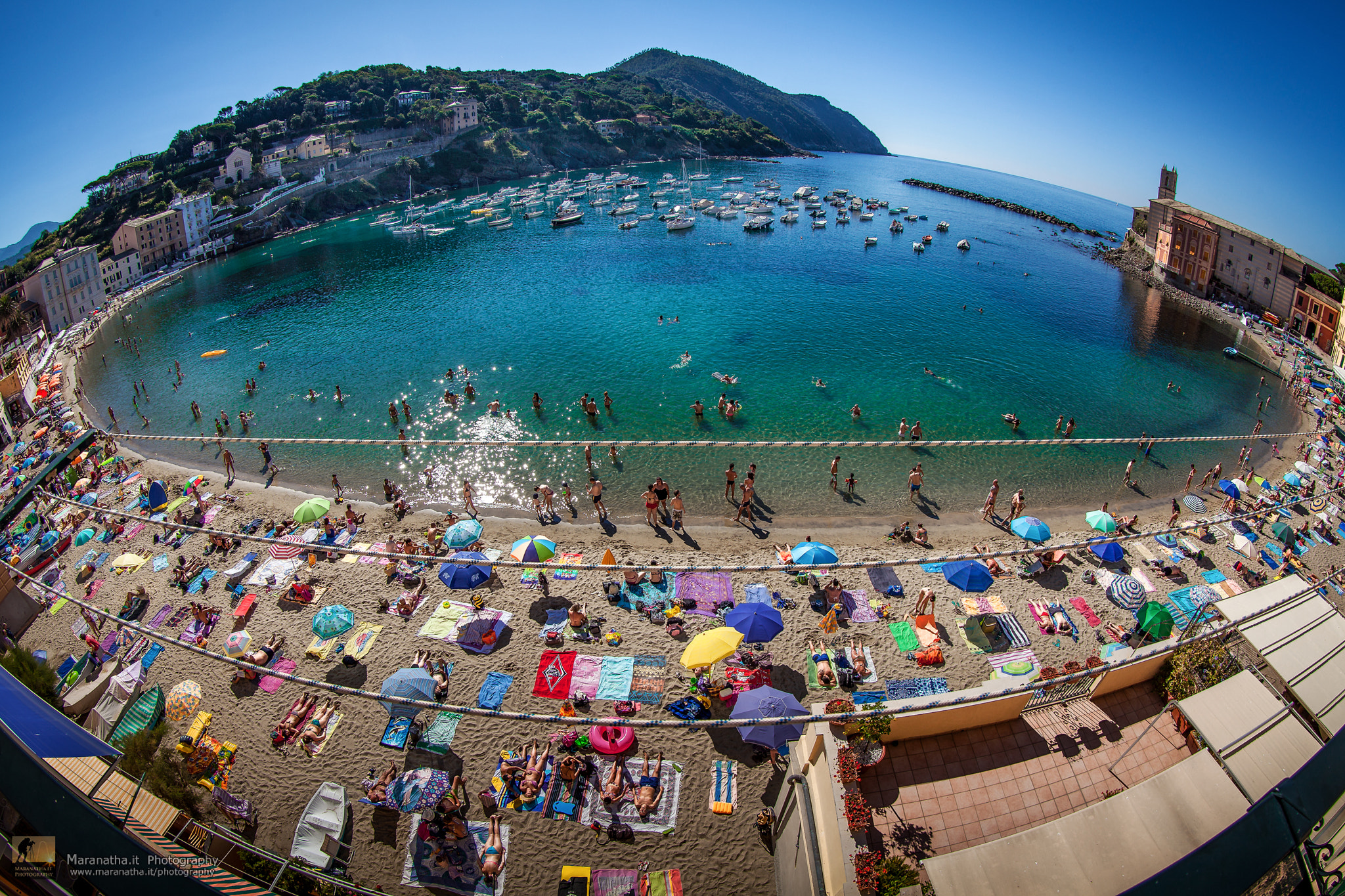 Canon EF 8-15mm F4L Fisheye USM sample photo. East bay - sestri levante photography