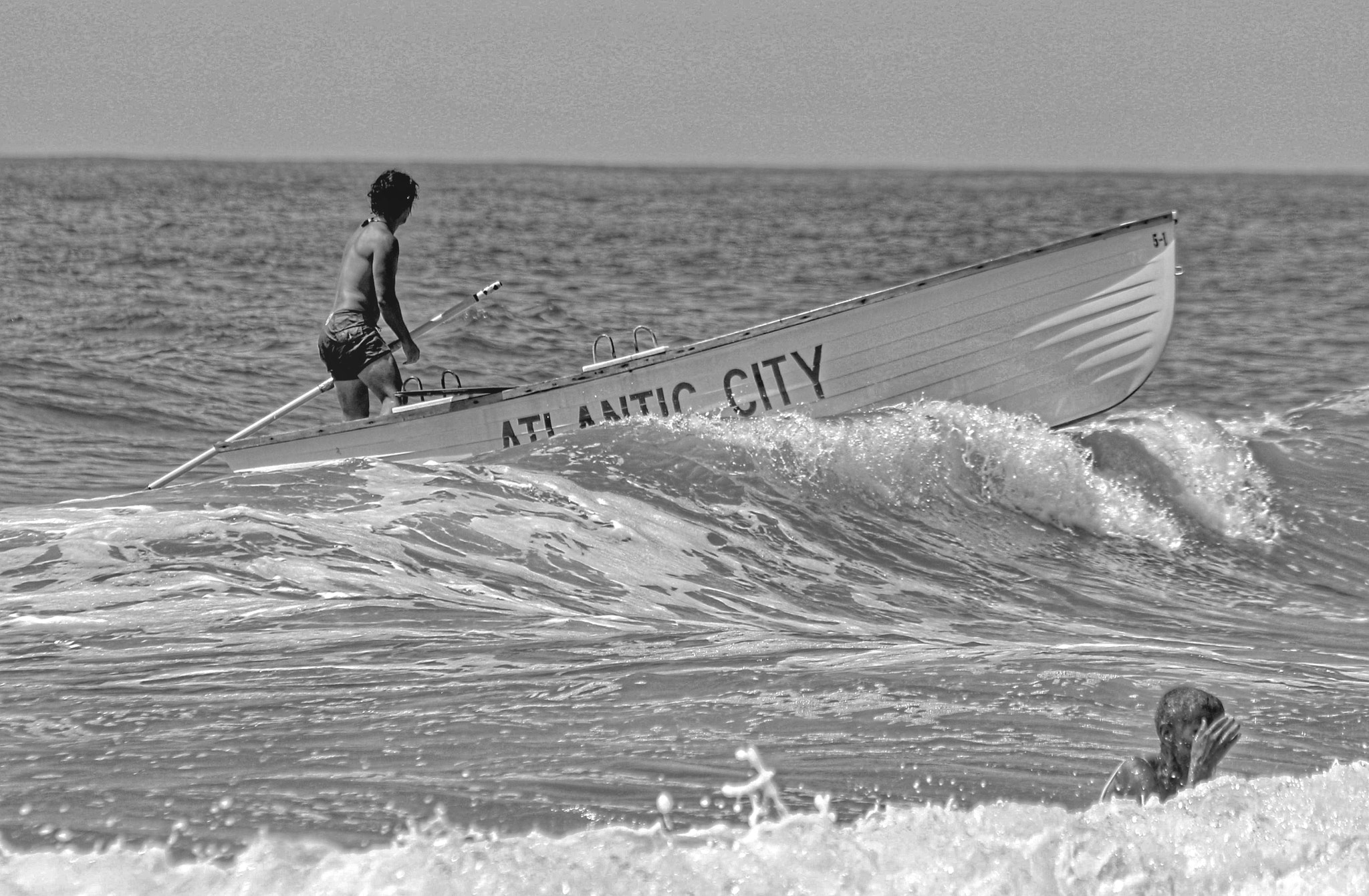 Canon EF 70-300mm F4-5.6L IS USM sample photo. Lifeguard surfing photography