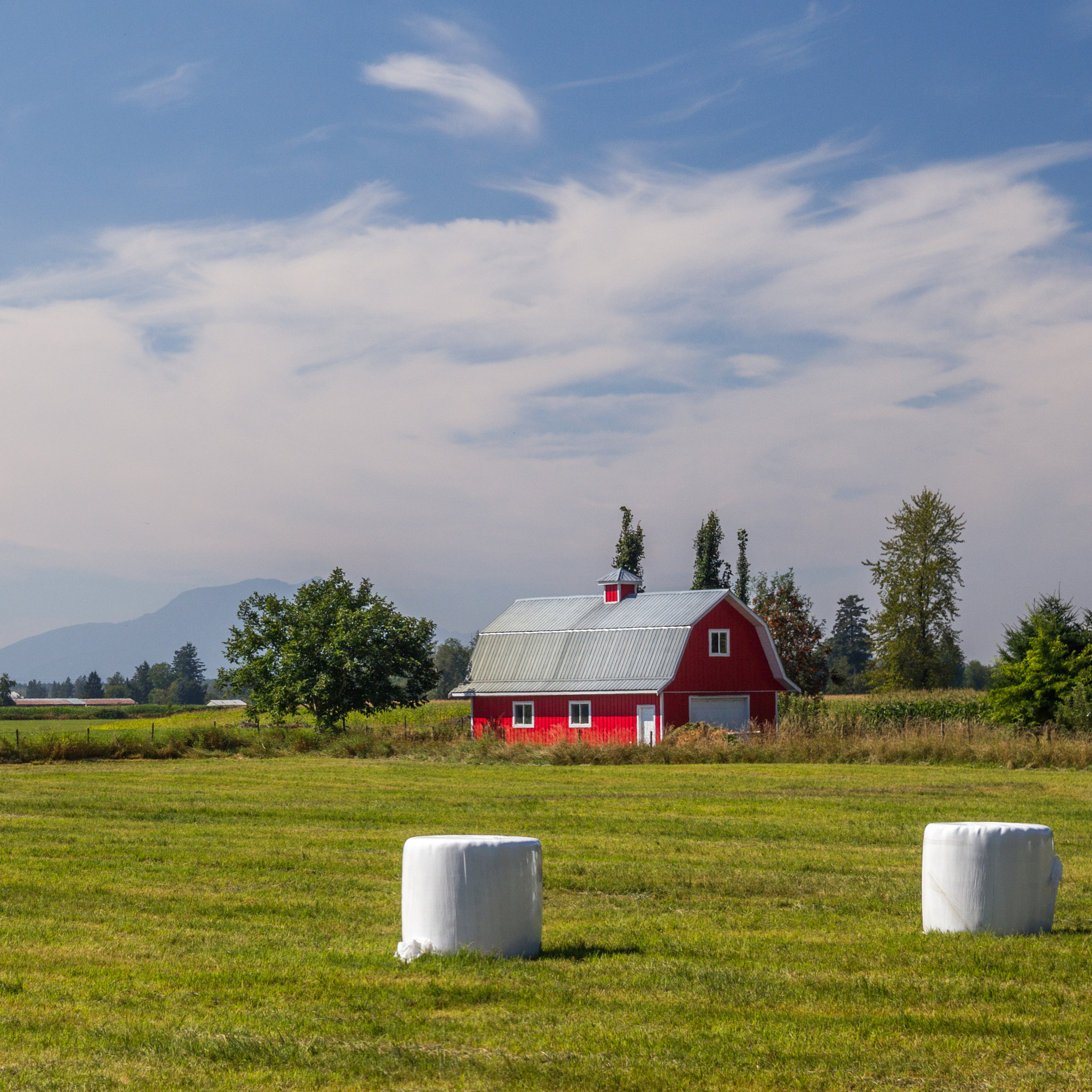 Sigma 18-50mm f/2.8 Macro sample photo. Barn photography