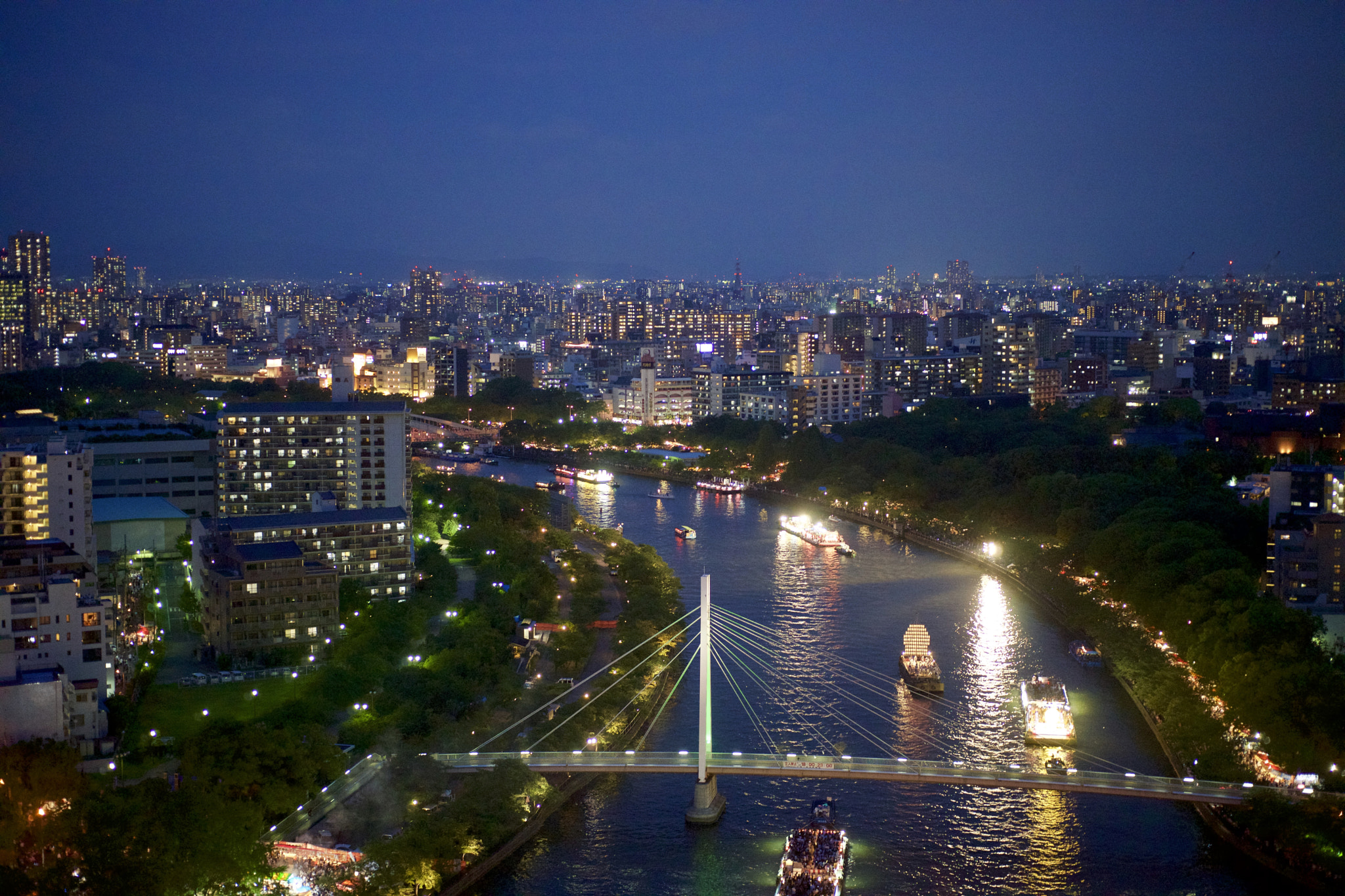 Sony a7 + Sony 50mm F2.8 Macro sample photo. A night view of osaka photography