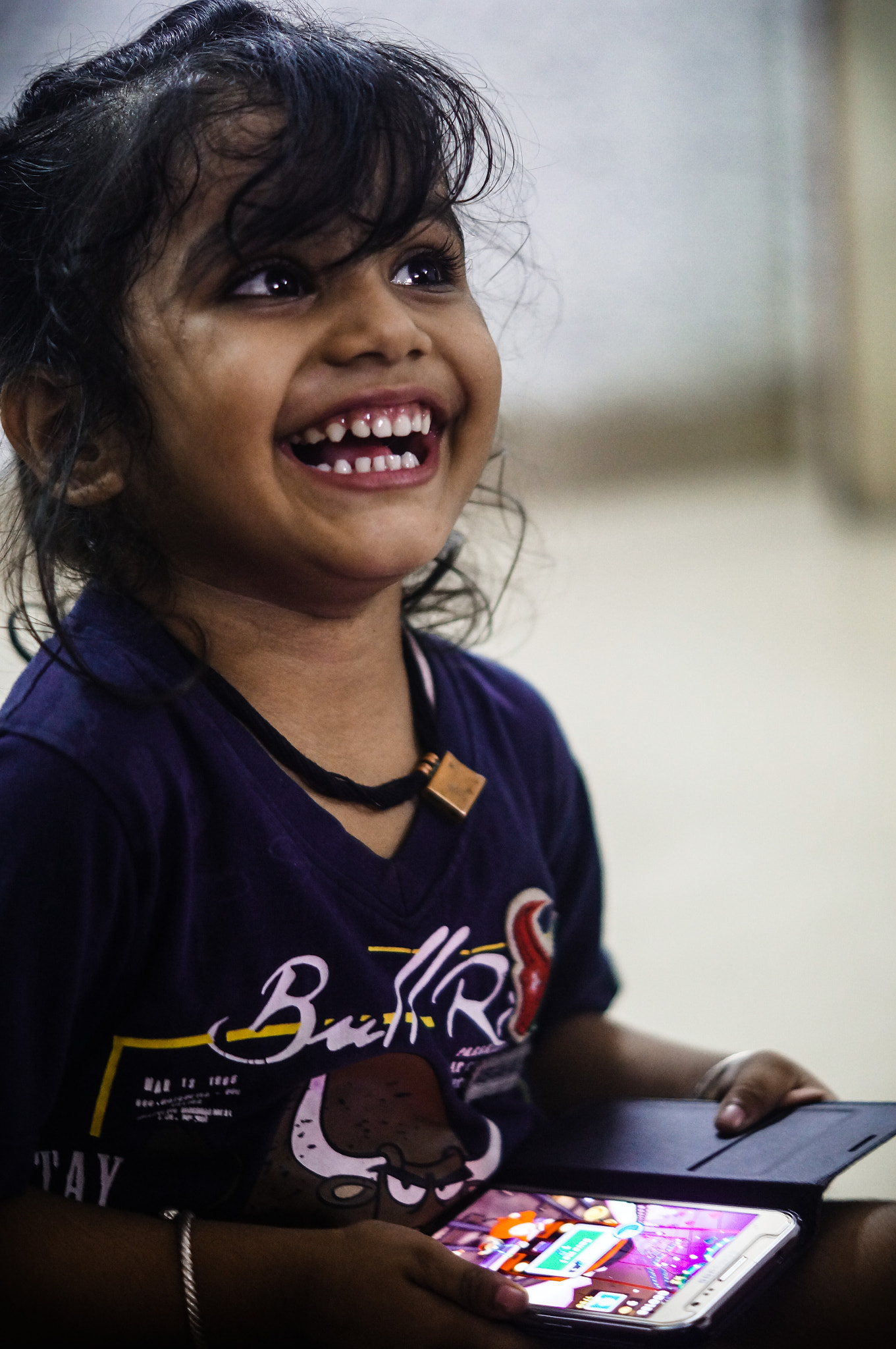 Sony SLT-A37 + Sony DT 50mm F1.8 SAM sample photo. Some smiles. photography