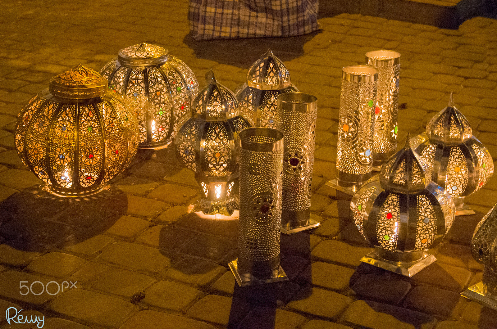 Pentax K-30 + Sigma sample photo. Lights photography