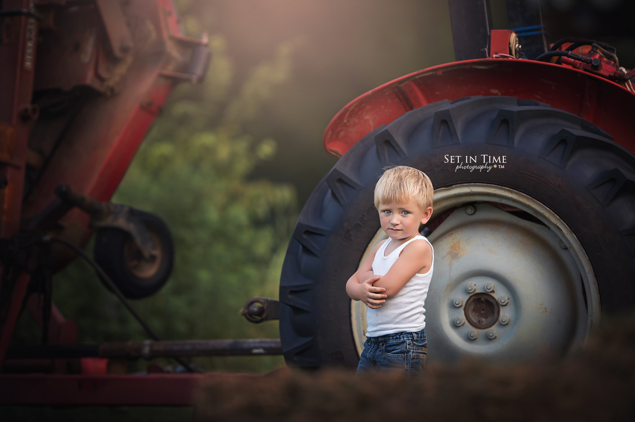 Nikon AF-S Nikkor 200mm F2G ED VR II sample photo. Little farmer photography
