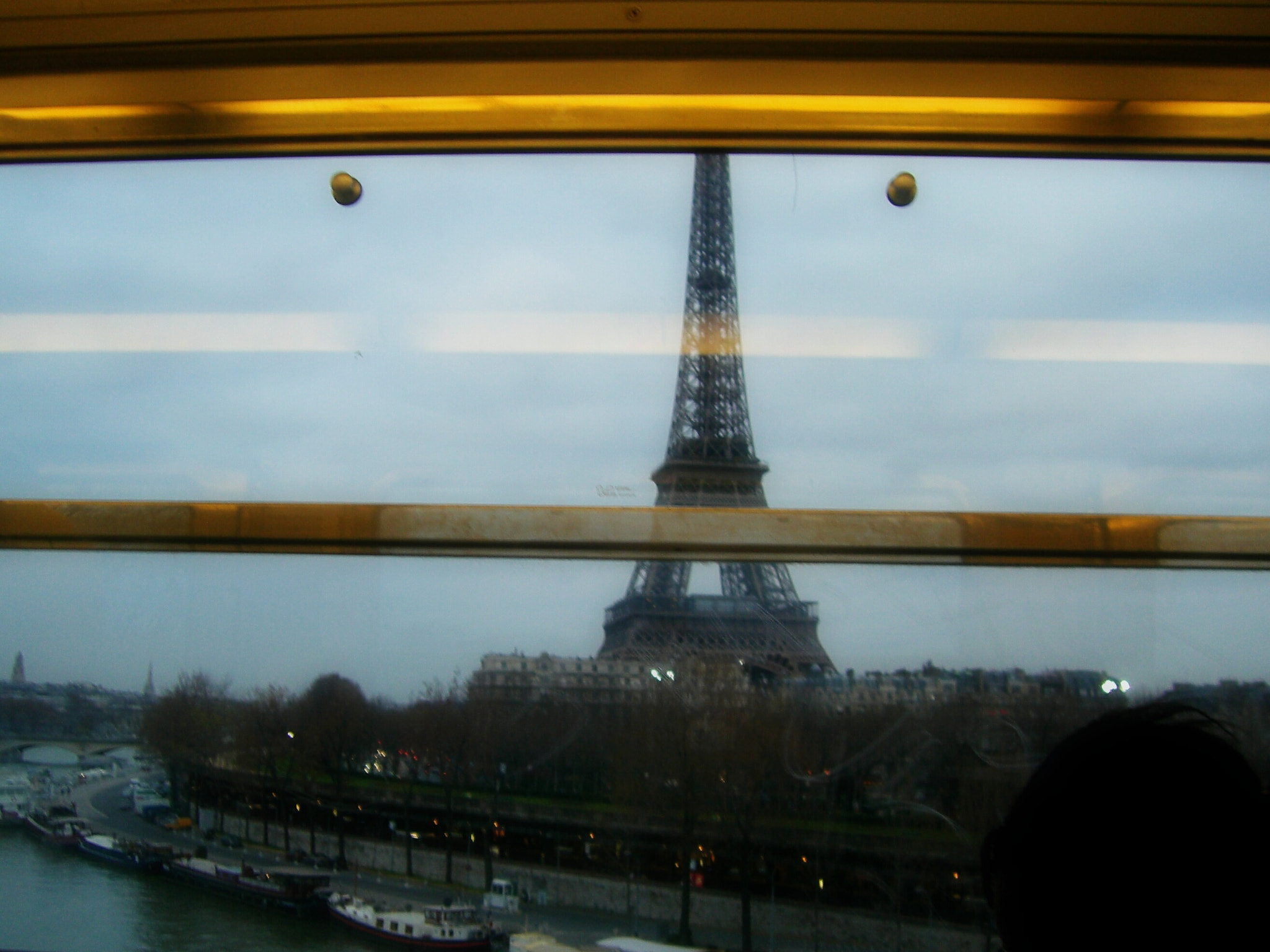 CASIO EX-Z600 sample photo. Paris through the window 1 photography