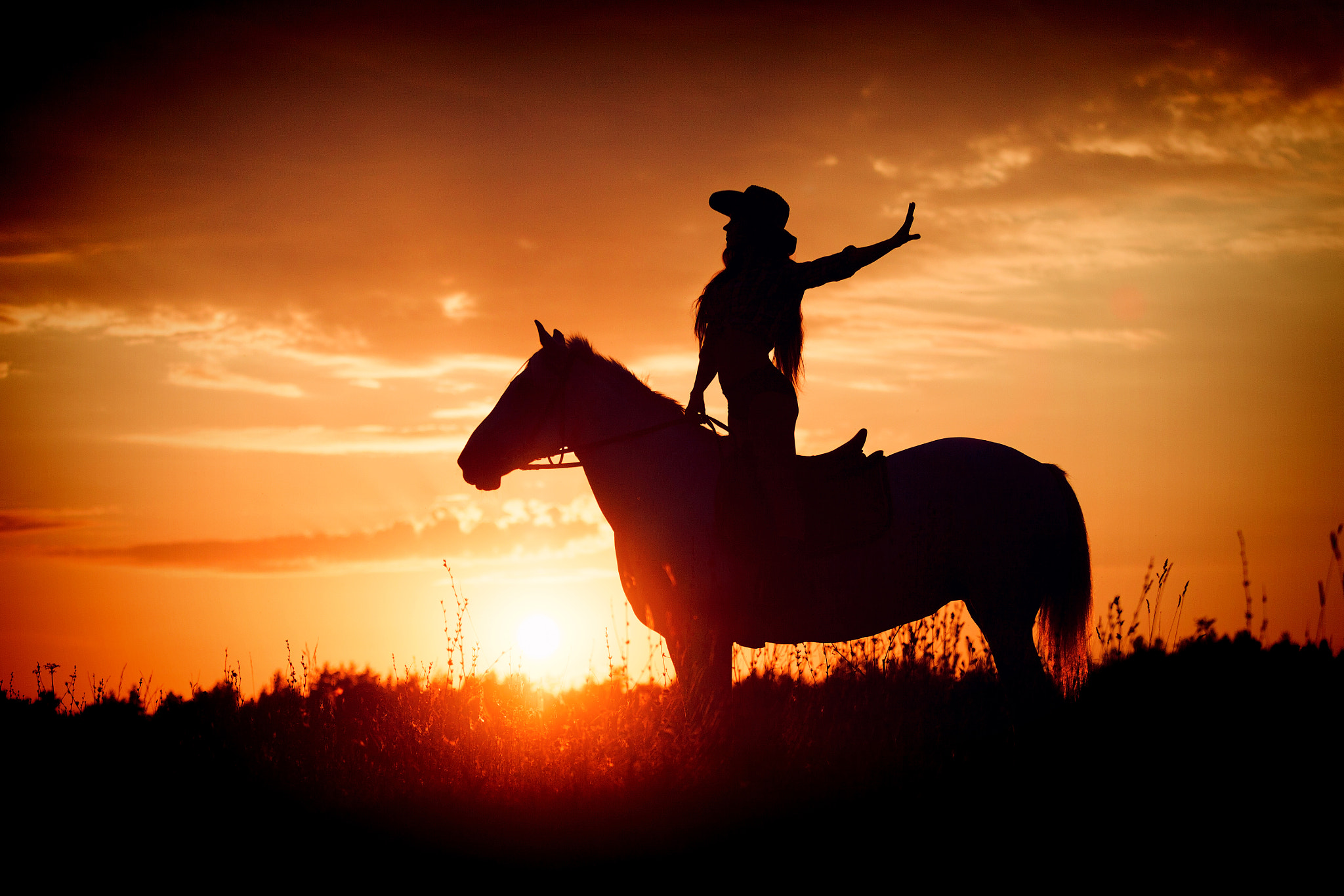 Canon EF 80-200mm f/2.8L sample photo. On horseback photography