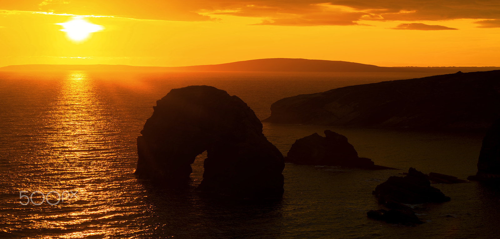 Sigma 70-300mm F4-5.6 APO DG Macro sample photo. Panoramic sunset over the virgin rock photography