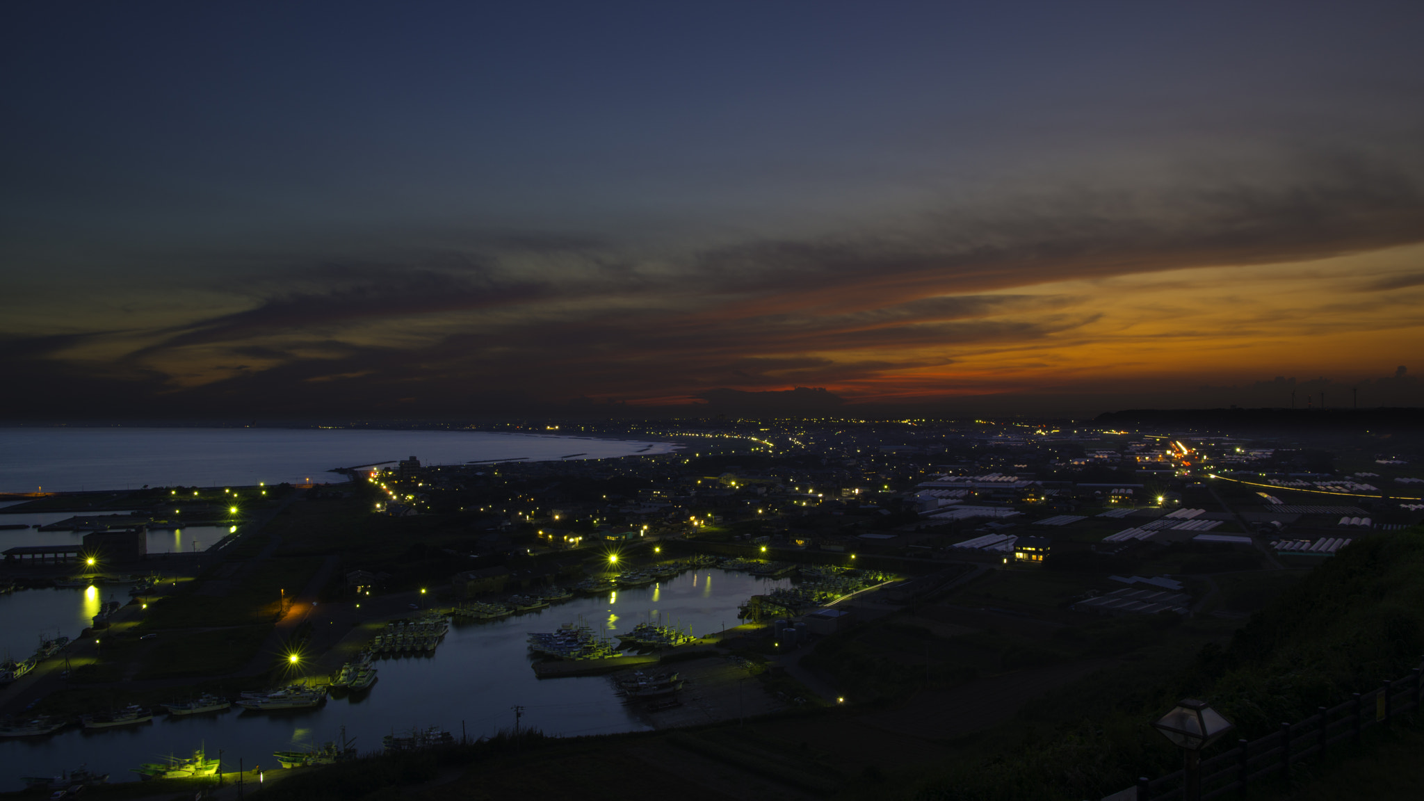 Nikon AF-S Nikkor 24-70mm F2.8E ED VR sample photo. Twilight photography