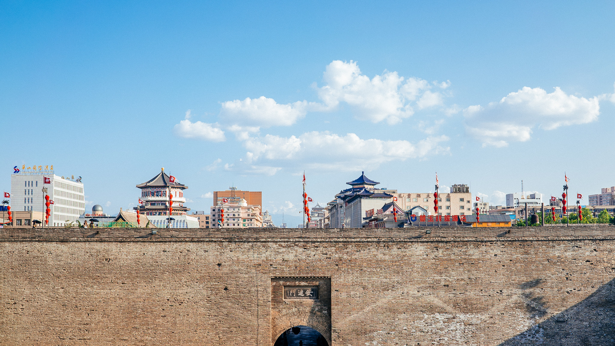 Sony FE 28mm F2 sample photo. Xi'an wall photography