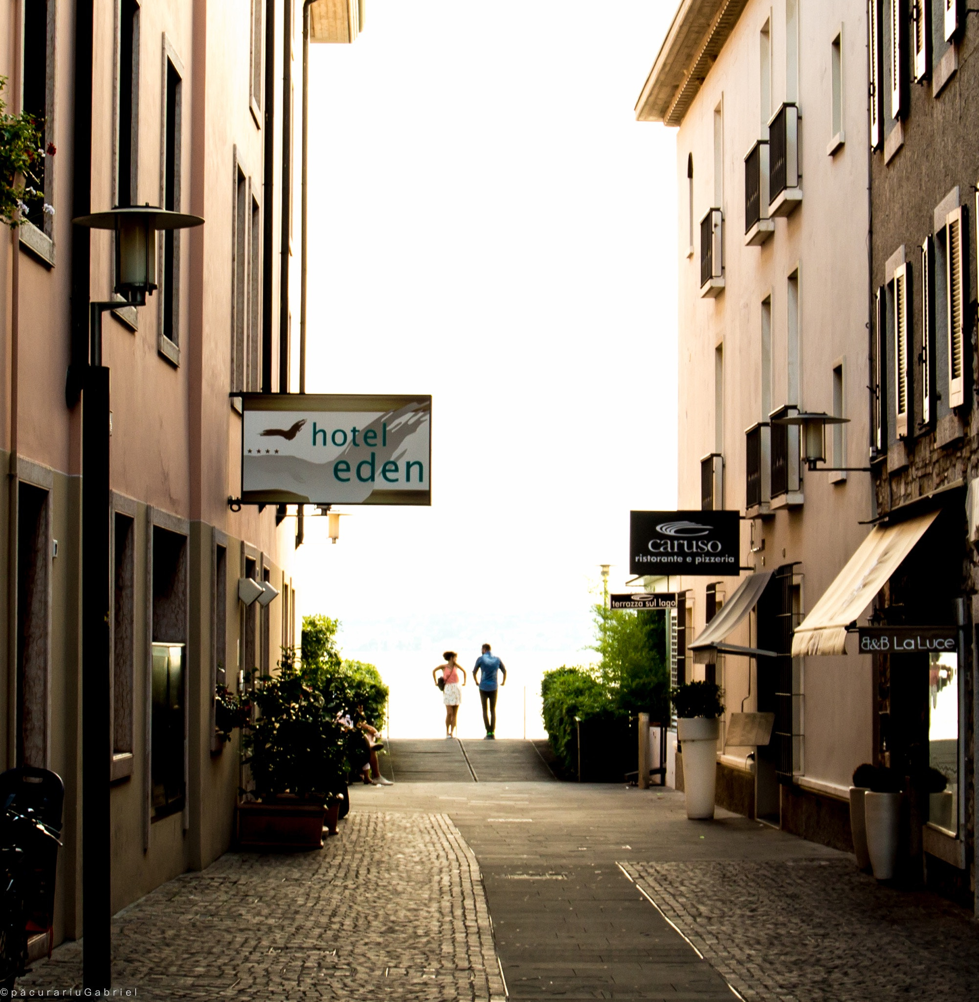 Canon EF 24-105mm F3.5-5.6 IS STM sample photo. End street photography