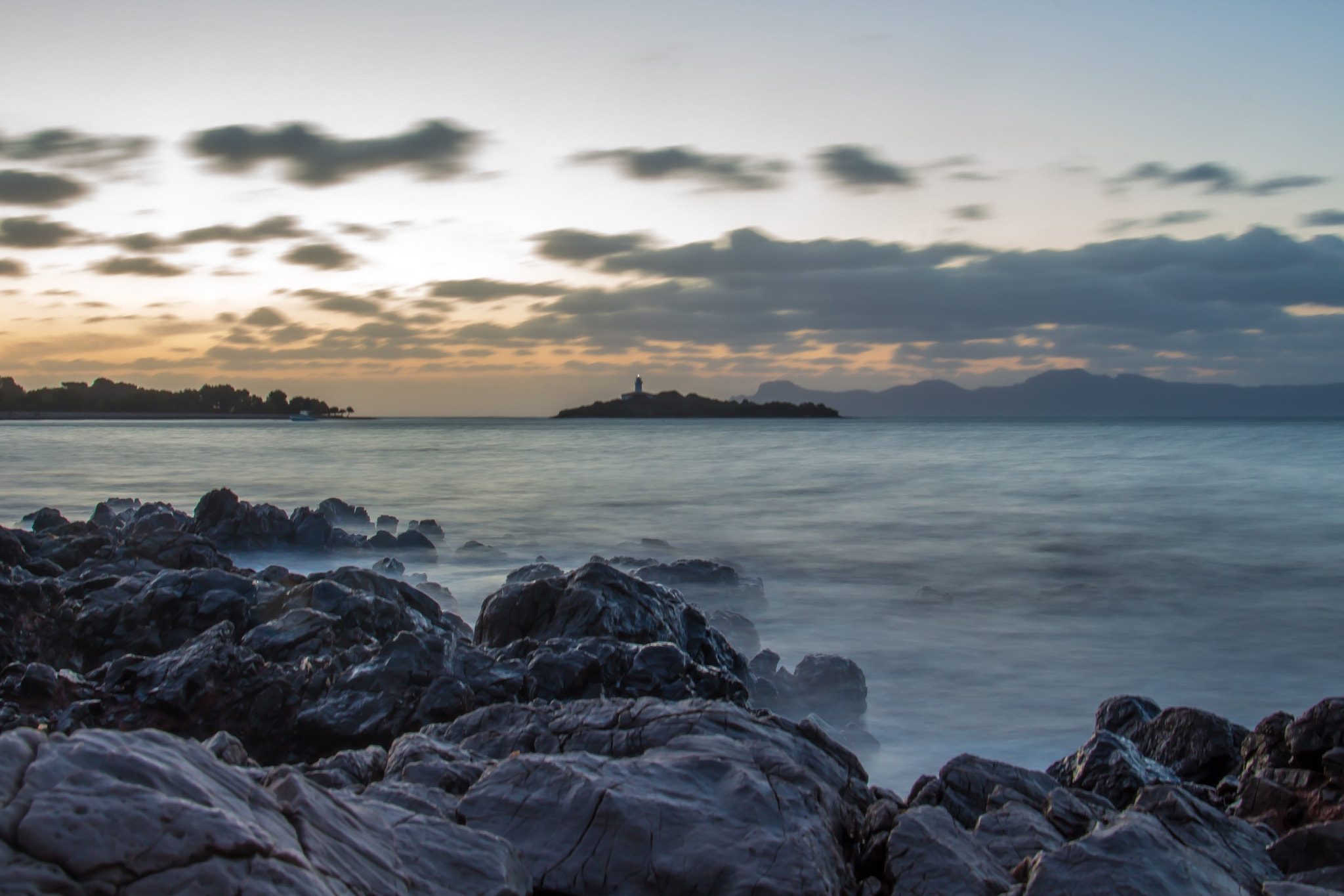 Canon EF 24-105mm F3.5-5.6 IS STM sample photo. Sunrise at the alcudia lighthouse photography