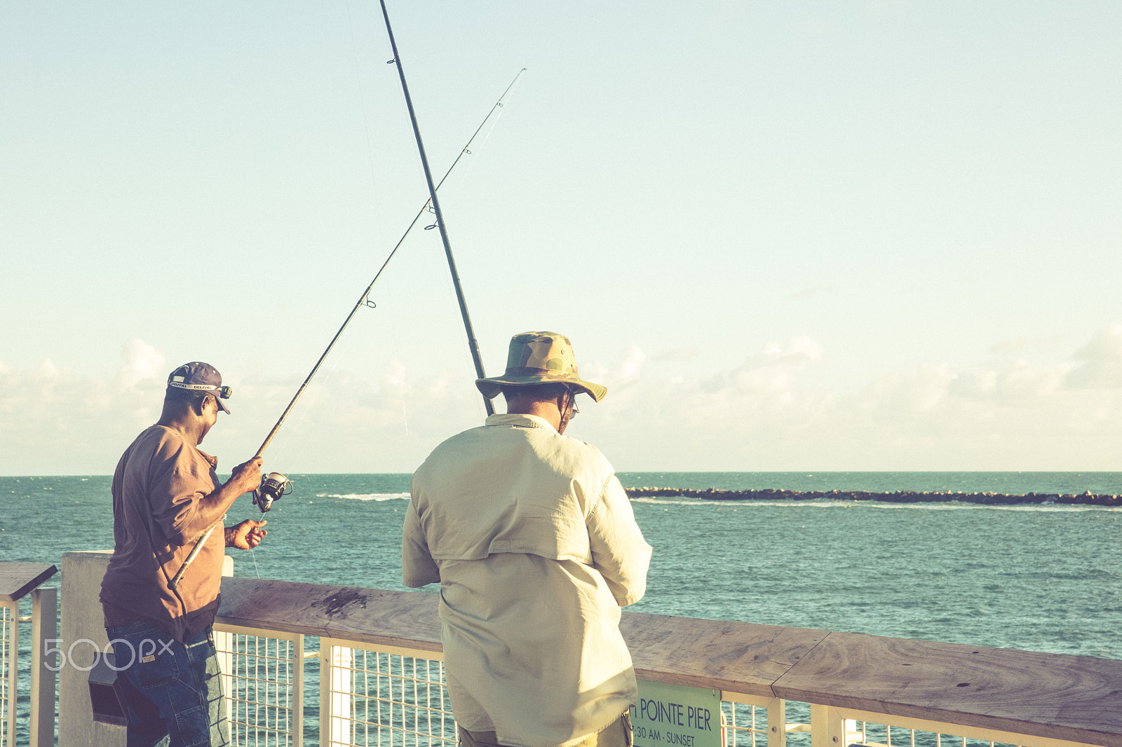 Canon EOS 5DS R + Canon EF 400mm f/2.8L sample photo. Men fishing photography