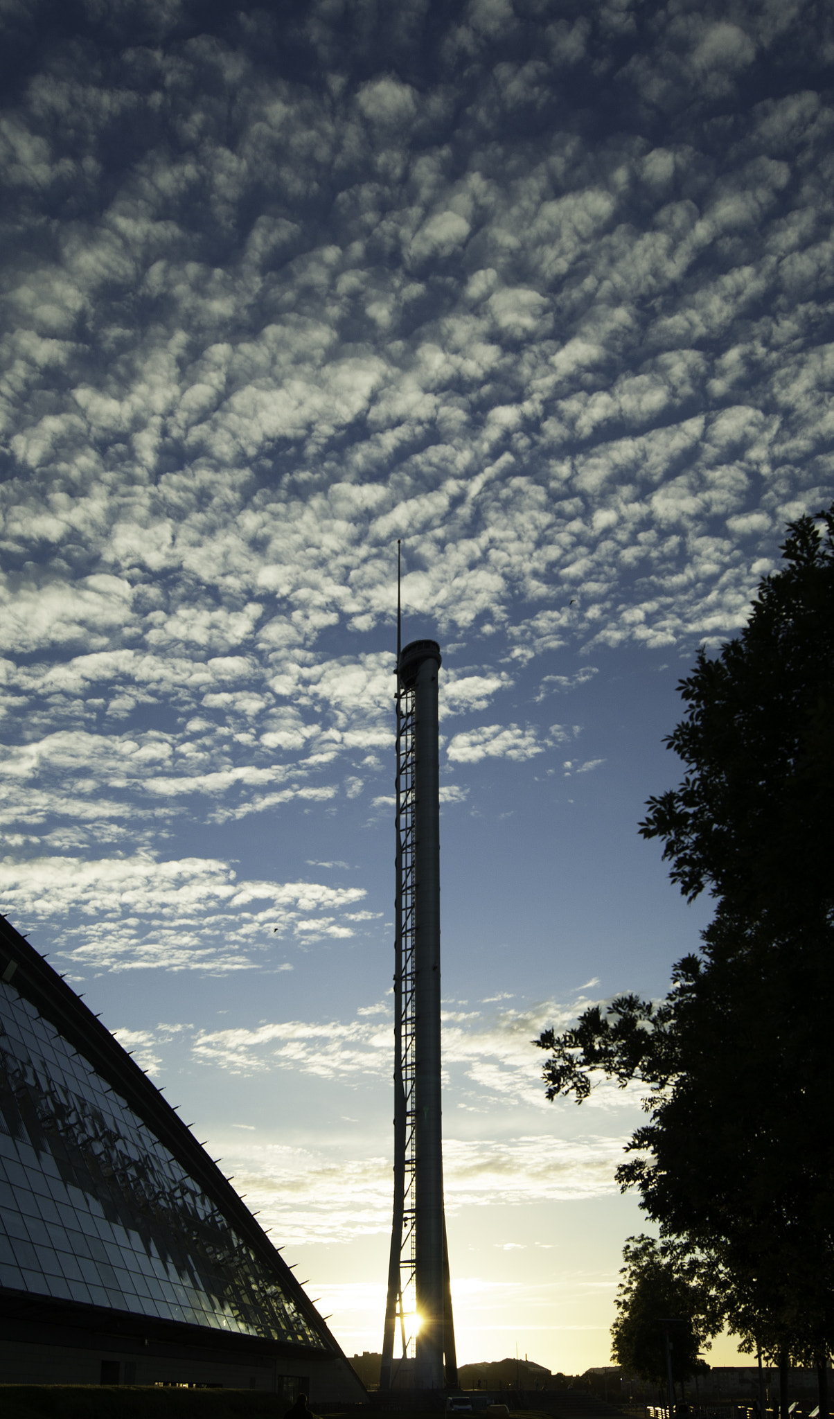 Sony Alpha DSLR-A290 + Sony DT 18-55mm F3.5-5.6 SAM sample photo. Glasgow architecture photography