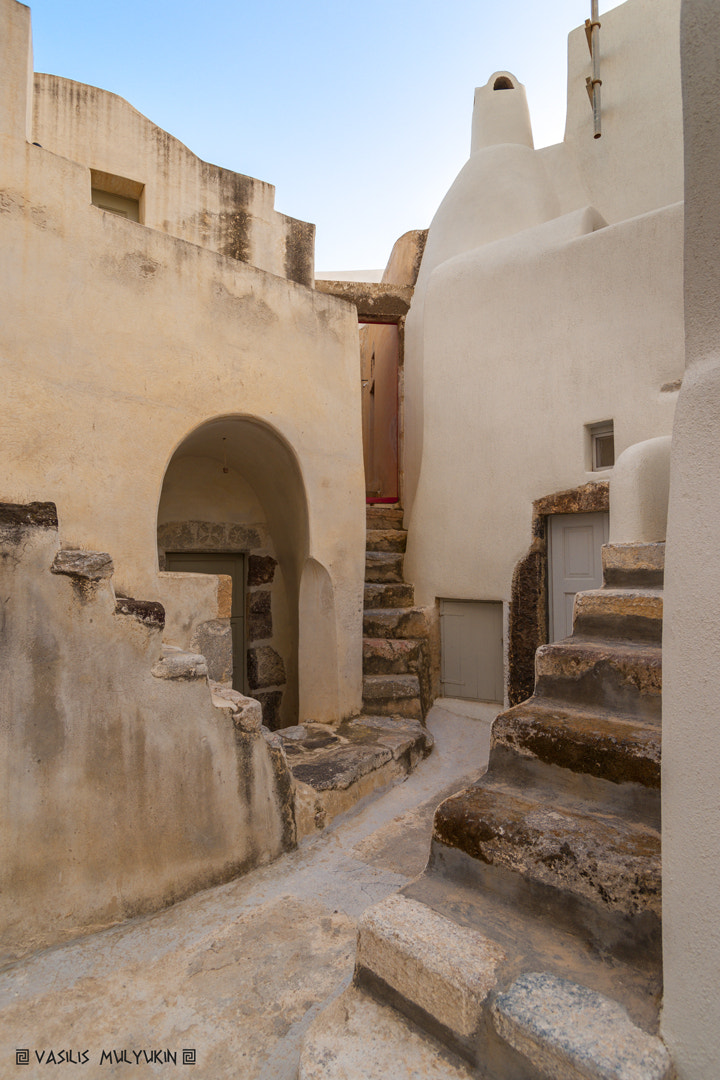 Sony Alpha DSLR-A900 + Minolta AF 17-35mm F2.8-4 (D) sample photo. Santorini -Σαντορινη  Εμπορειο photography