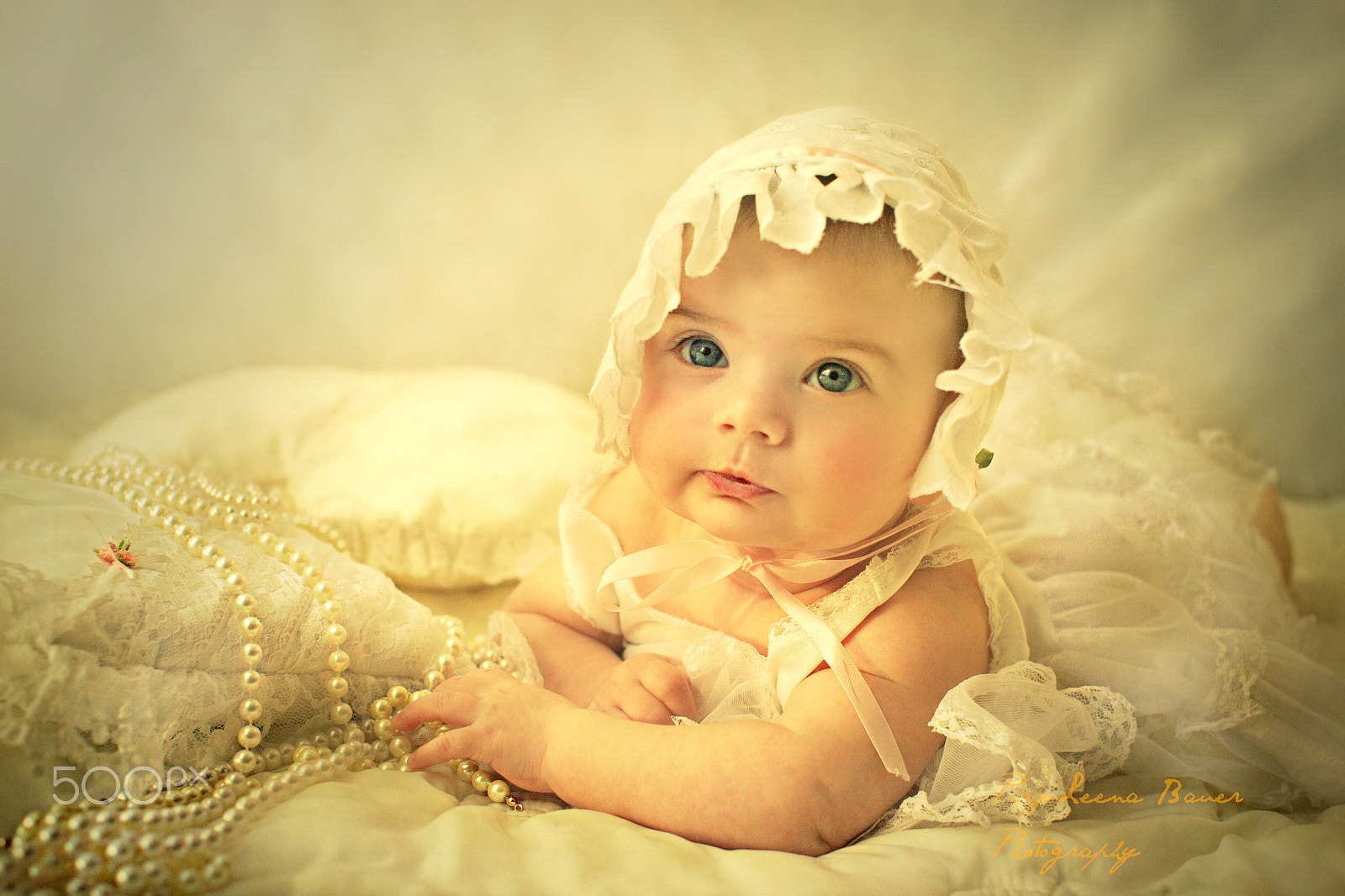 Canon EOS-1Ds Mark II sample photo. Baby naijla photography