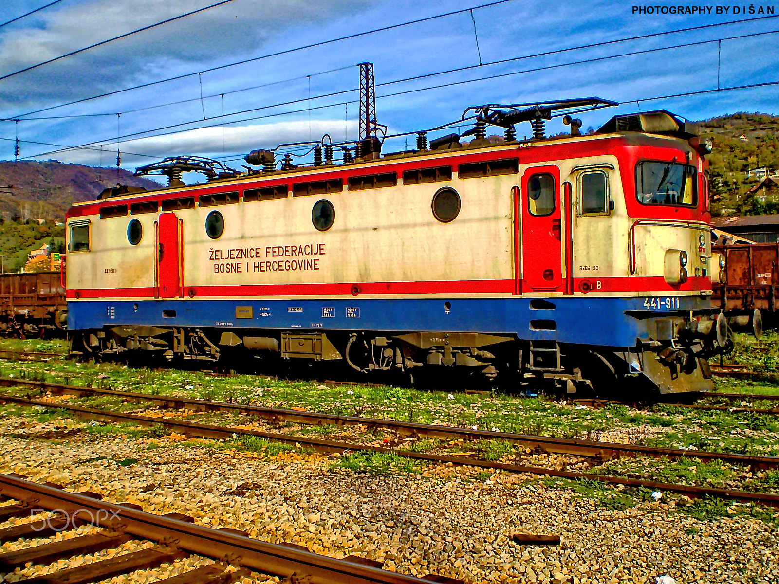 Olympus FE210,X775 sample photo. Electrical locomotive photography