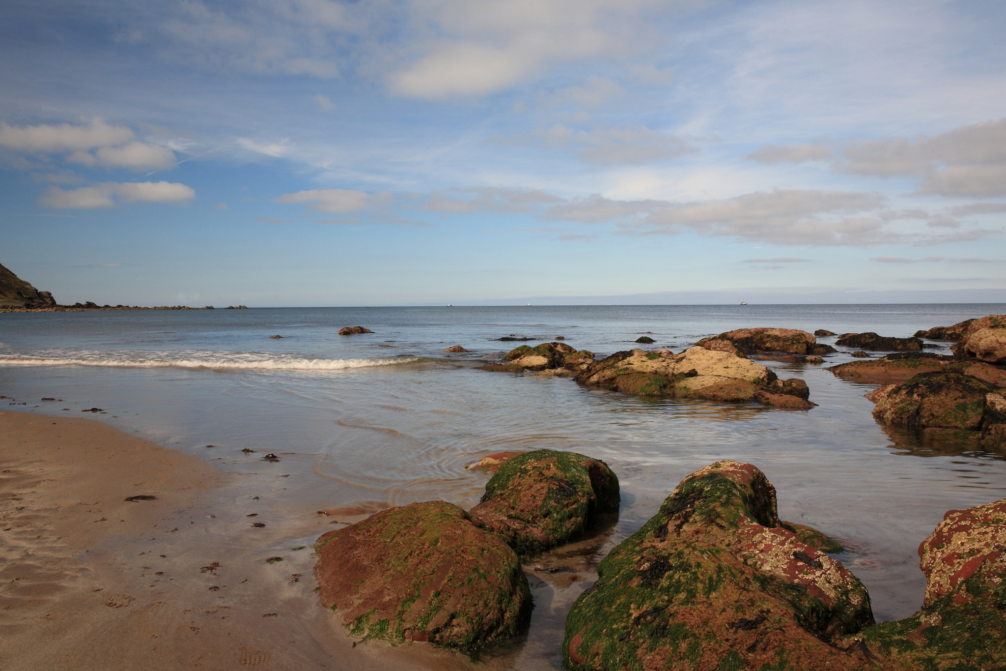 Canon EF 24-70mm F4L IS USM sample photo. Sea rocks photography