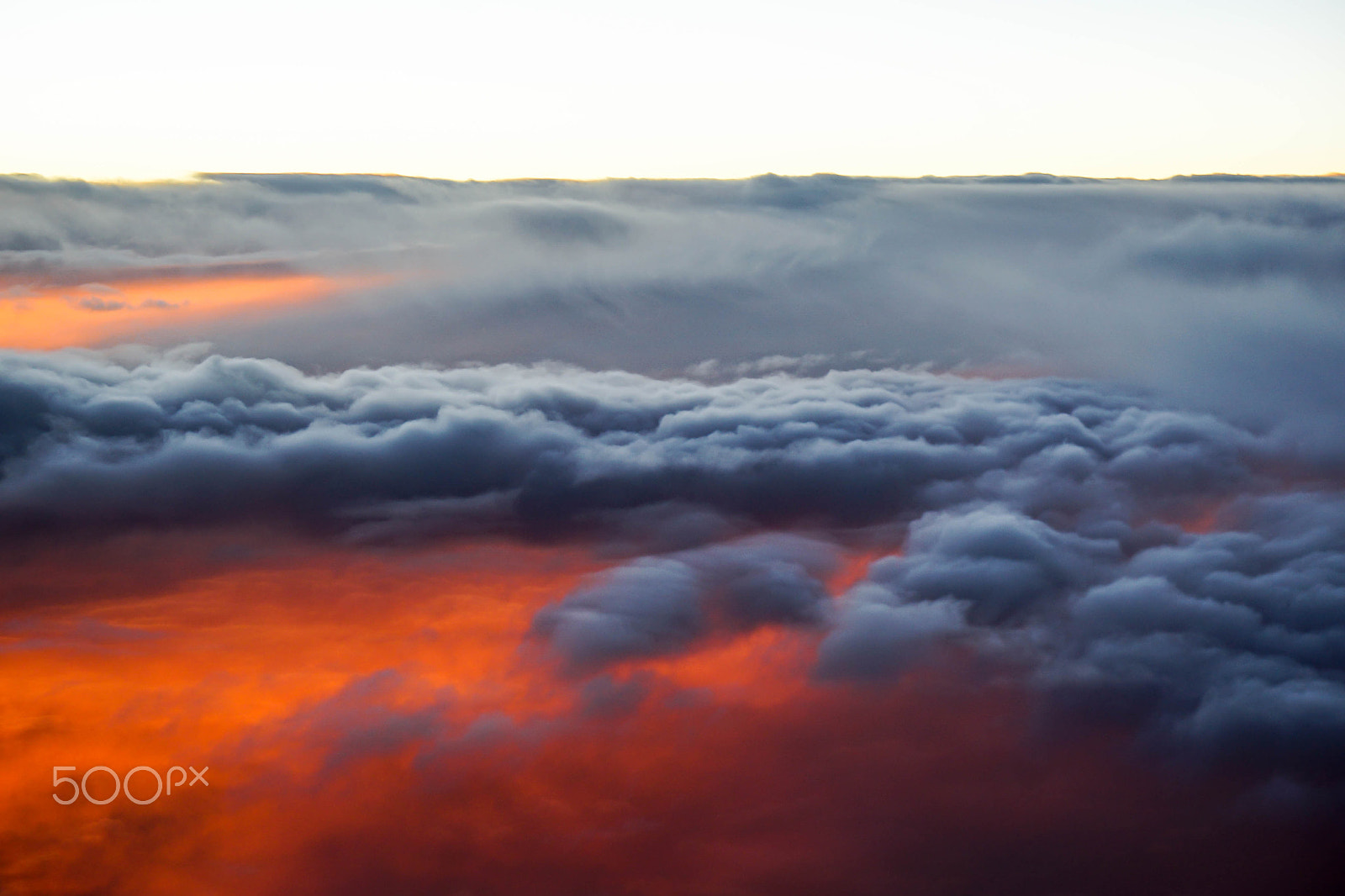 Sony a7 II + Sony Vario-Tessar T* E 16-70mm F4 ZA OSS sample photo. Fire in the sky photography