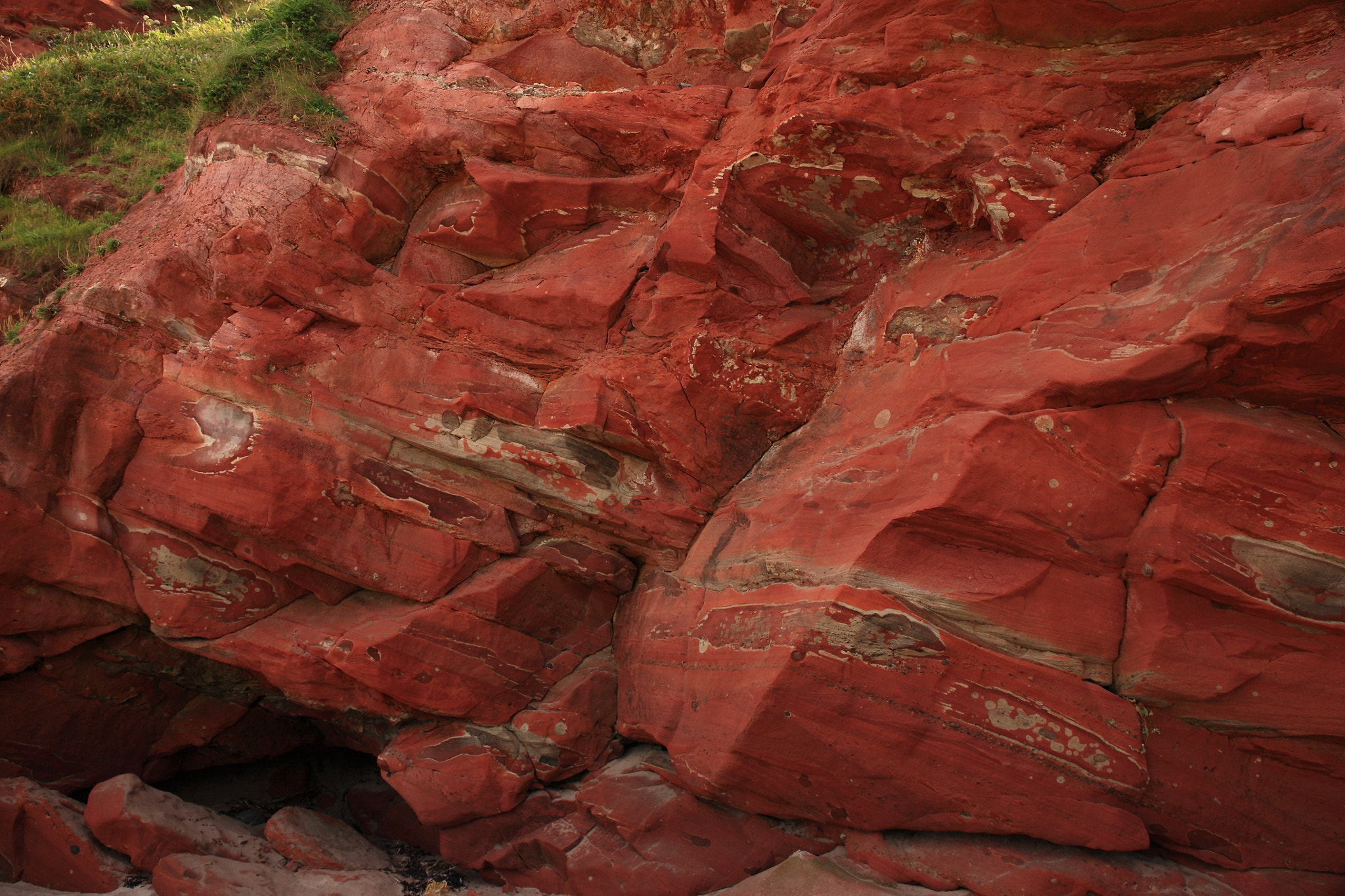 Canon EF 24-70mm F4L IS USM sample photo. Sandstone red photography