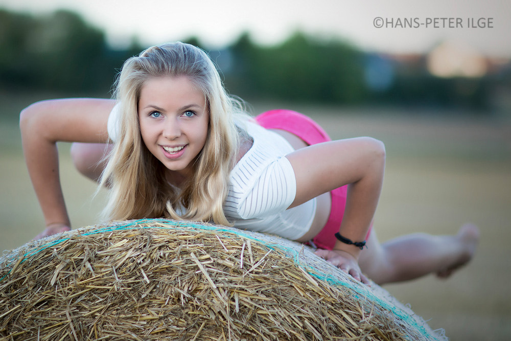 Canon EF 85mm F1.2L II USM sample photo. Spidergirl photography