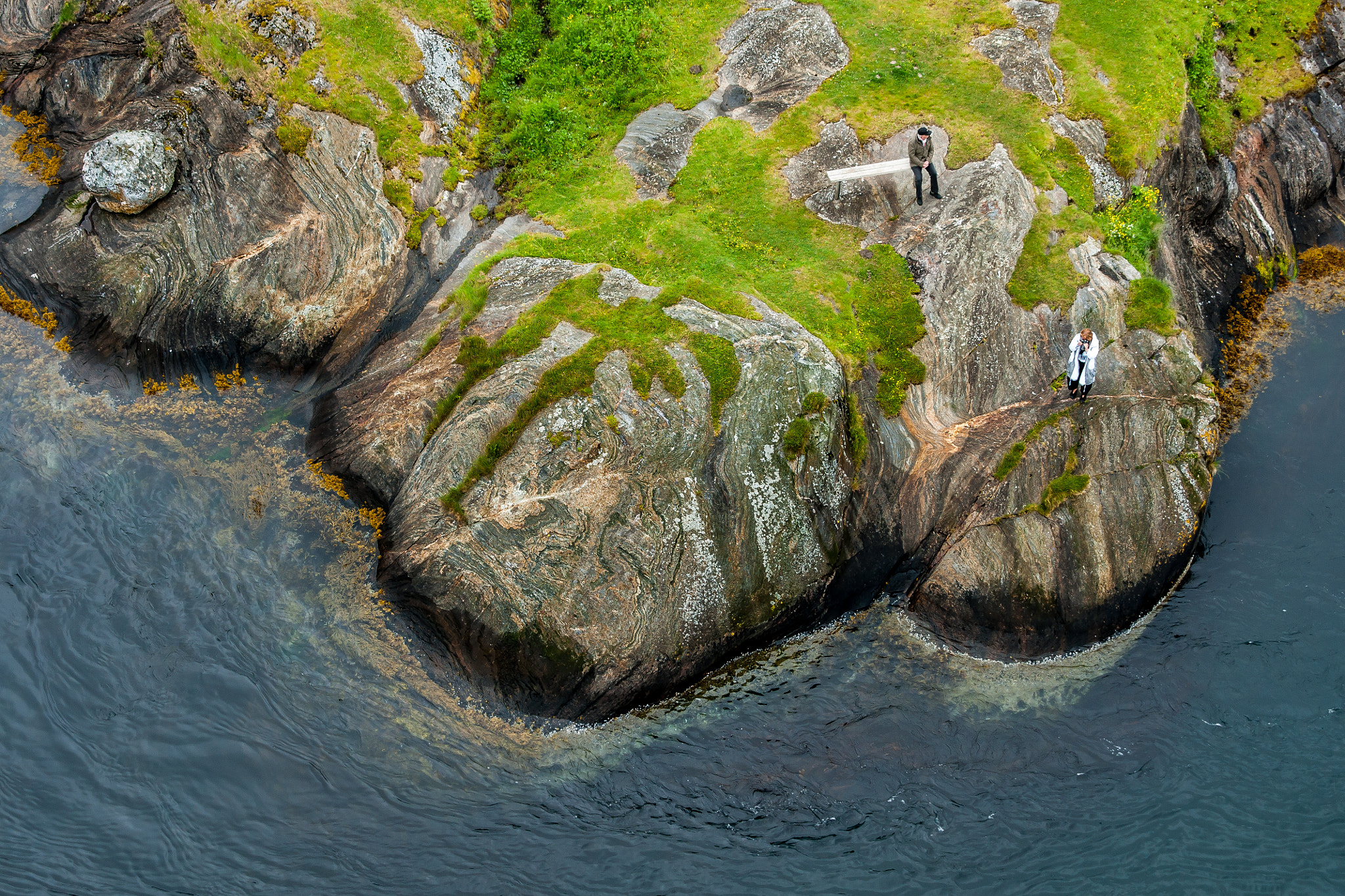 Sony Alpha DSLR-A700 + Sigma ZOOM-alpha 35-135mm F3.5-4.5 sample photo. Saltstraumen, norway, view from the bridge photography