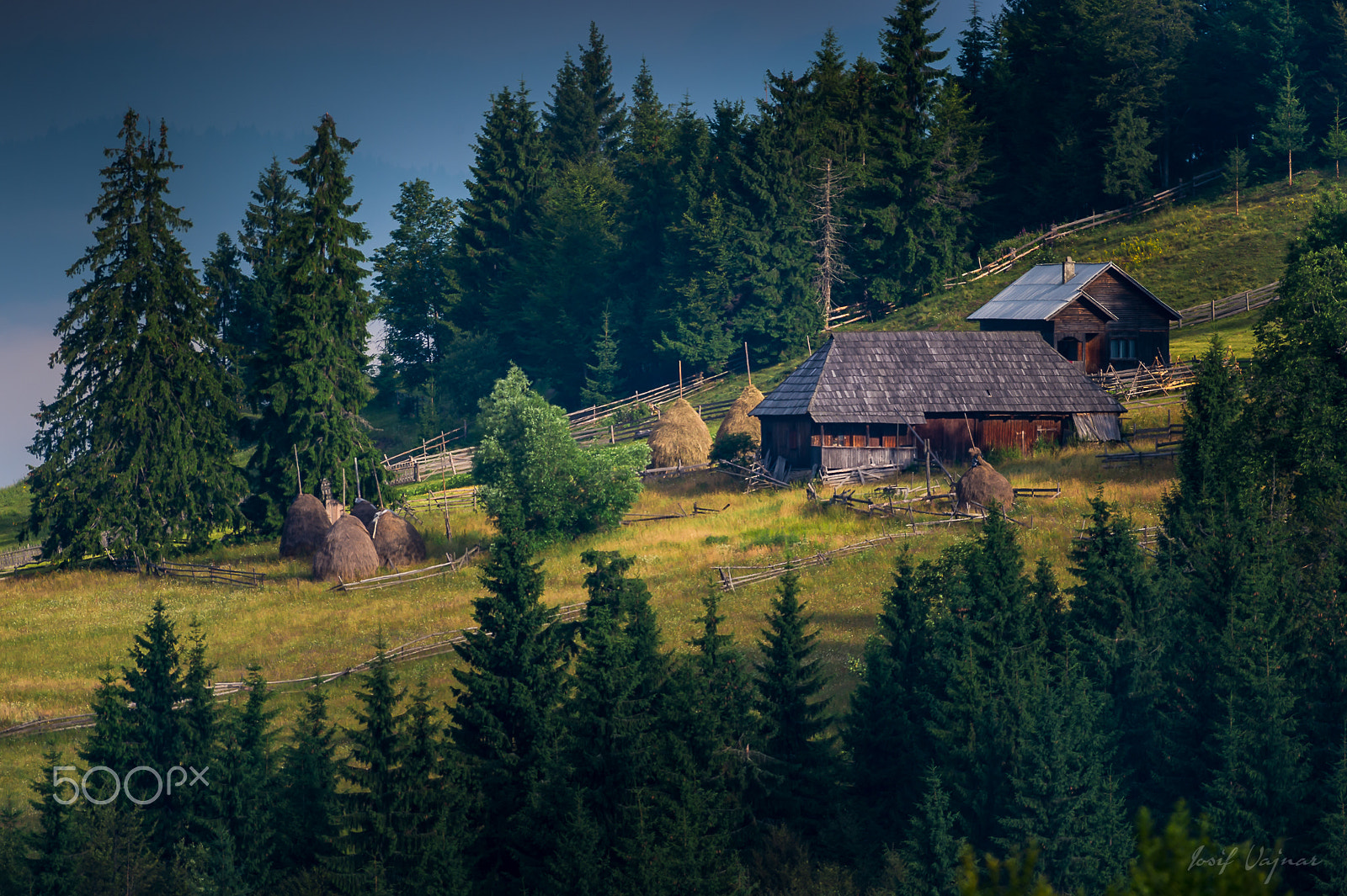 Nikon AF-S Nikkor 200-500mm F5.6E ED VR sample photo. Transylvanian dreams photography