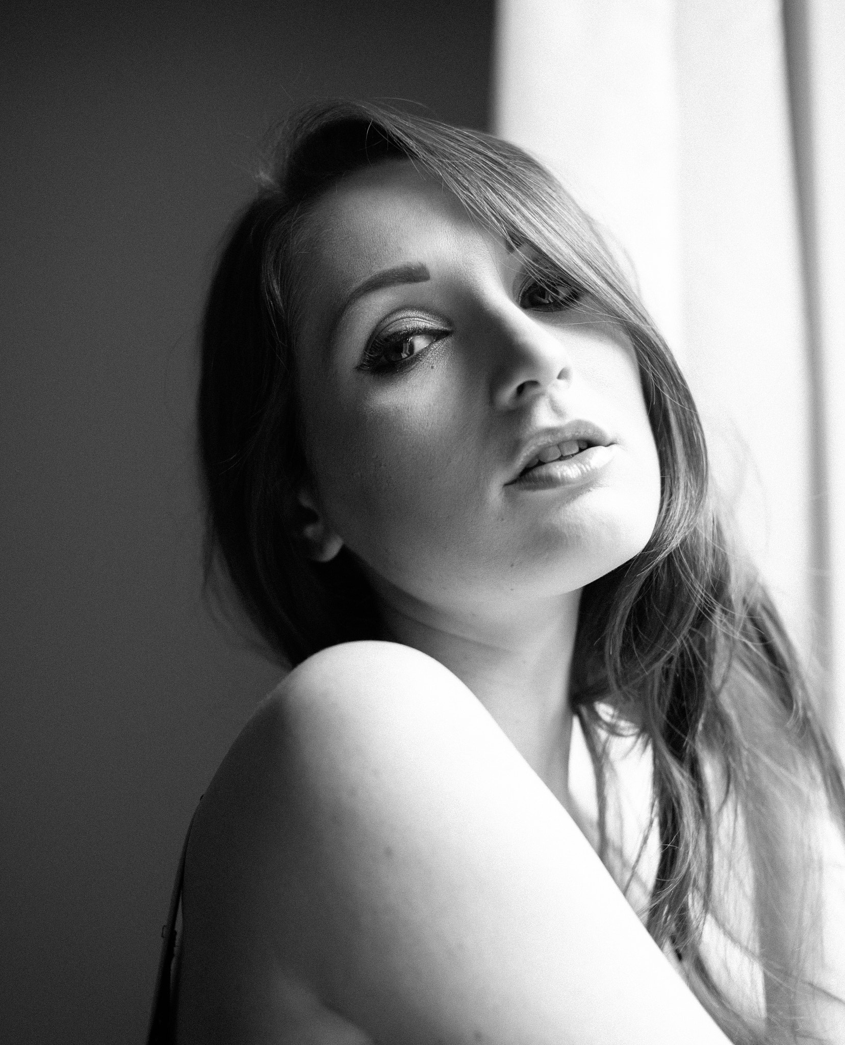 Sony Alpha DSLR-A900 + Sigma 50mm F1.4 EX DG HSM sample photo. Dominika b&w photography