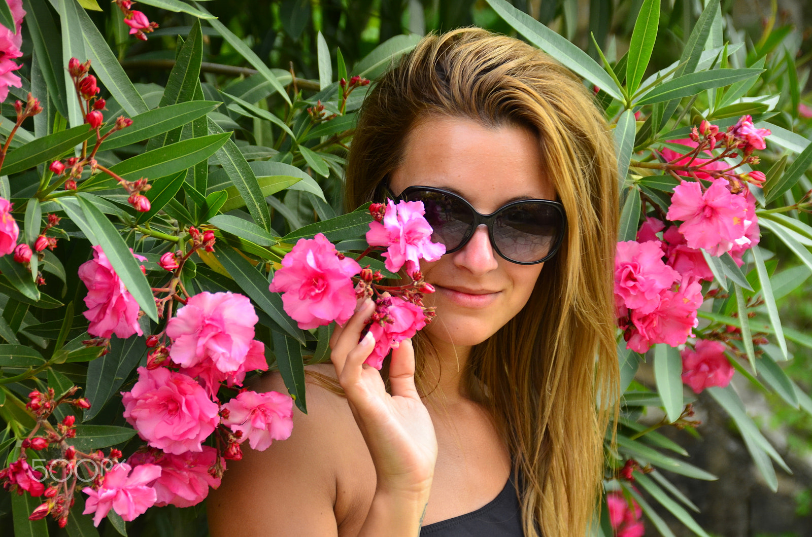 Sigma 18-200mm F3.5-6.3 DC OS HSM sample photo. Sexy model, nature beauty photography