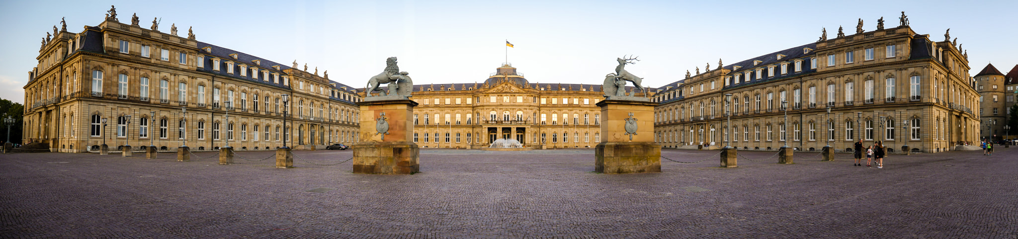 LUMIX G VARIO PZ 14-42/F3.5-5.6 sample photo. Neues schloss stuttgart photography