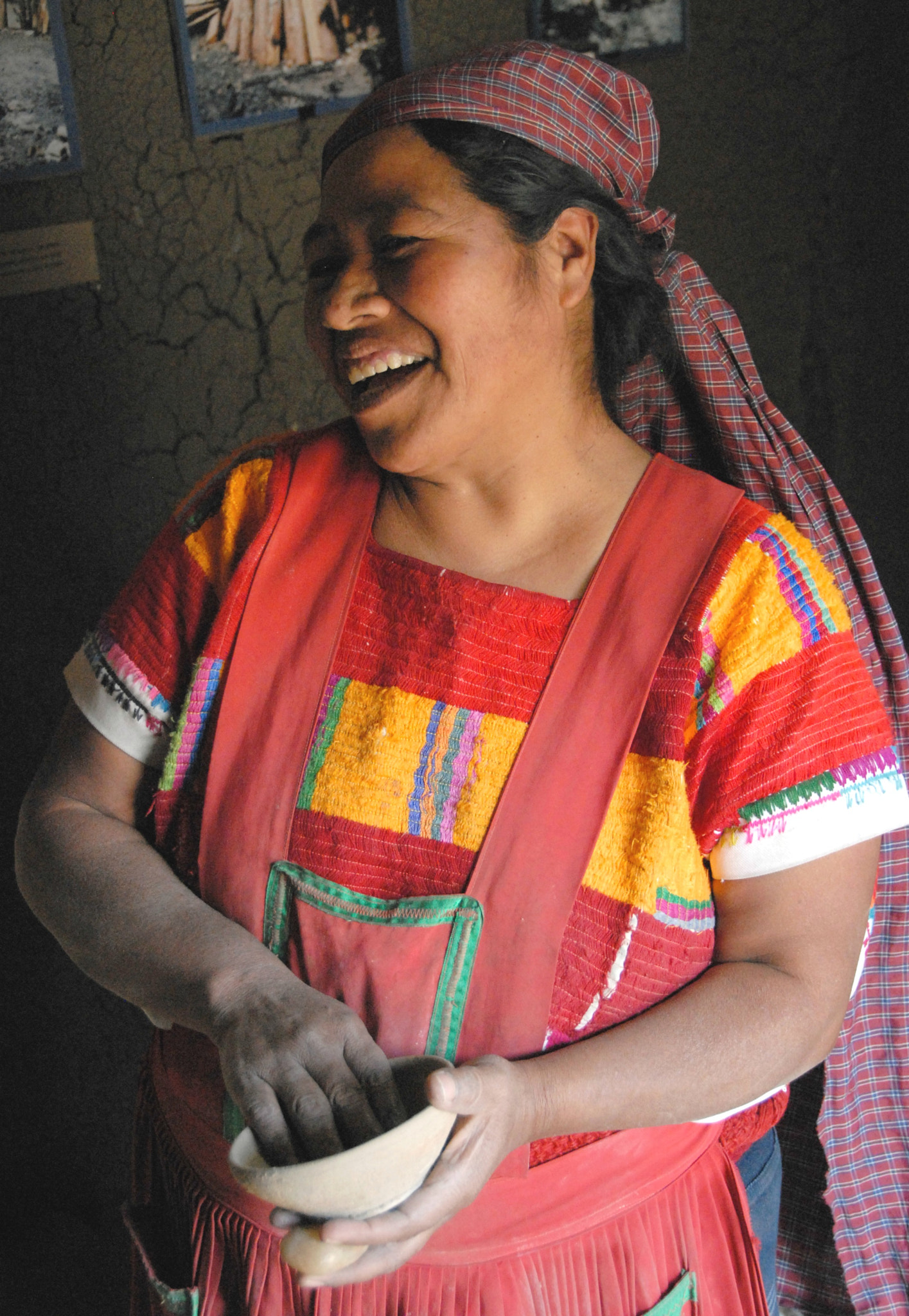 Nikon D200 sample photo. Laughing potter chiapas mexico photography