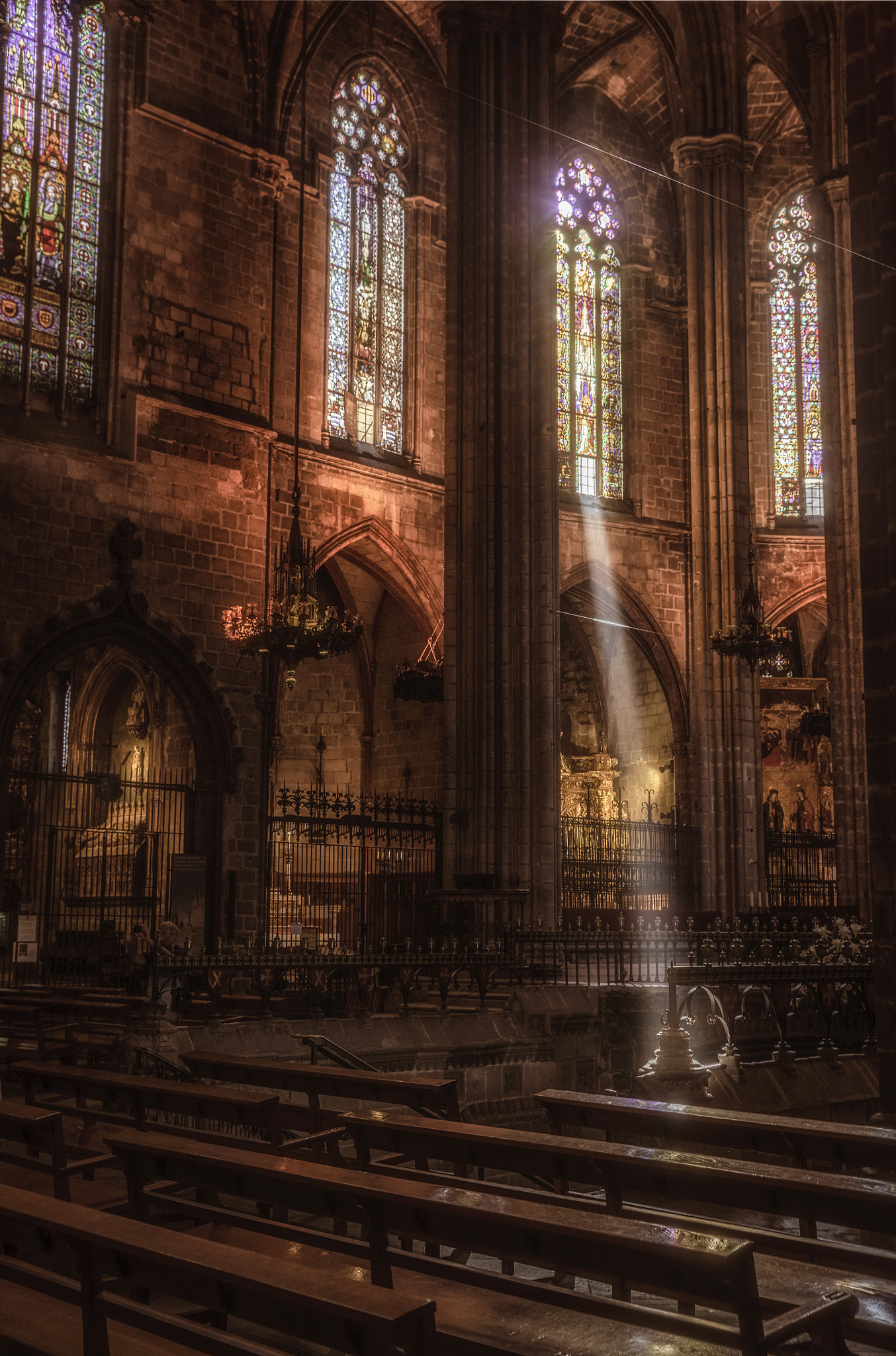 Sony a7 II + Tamron SP 24-70mm F2.8 Di VC USD sample photo. Lightstudy catedral de barcelona photography