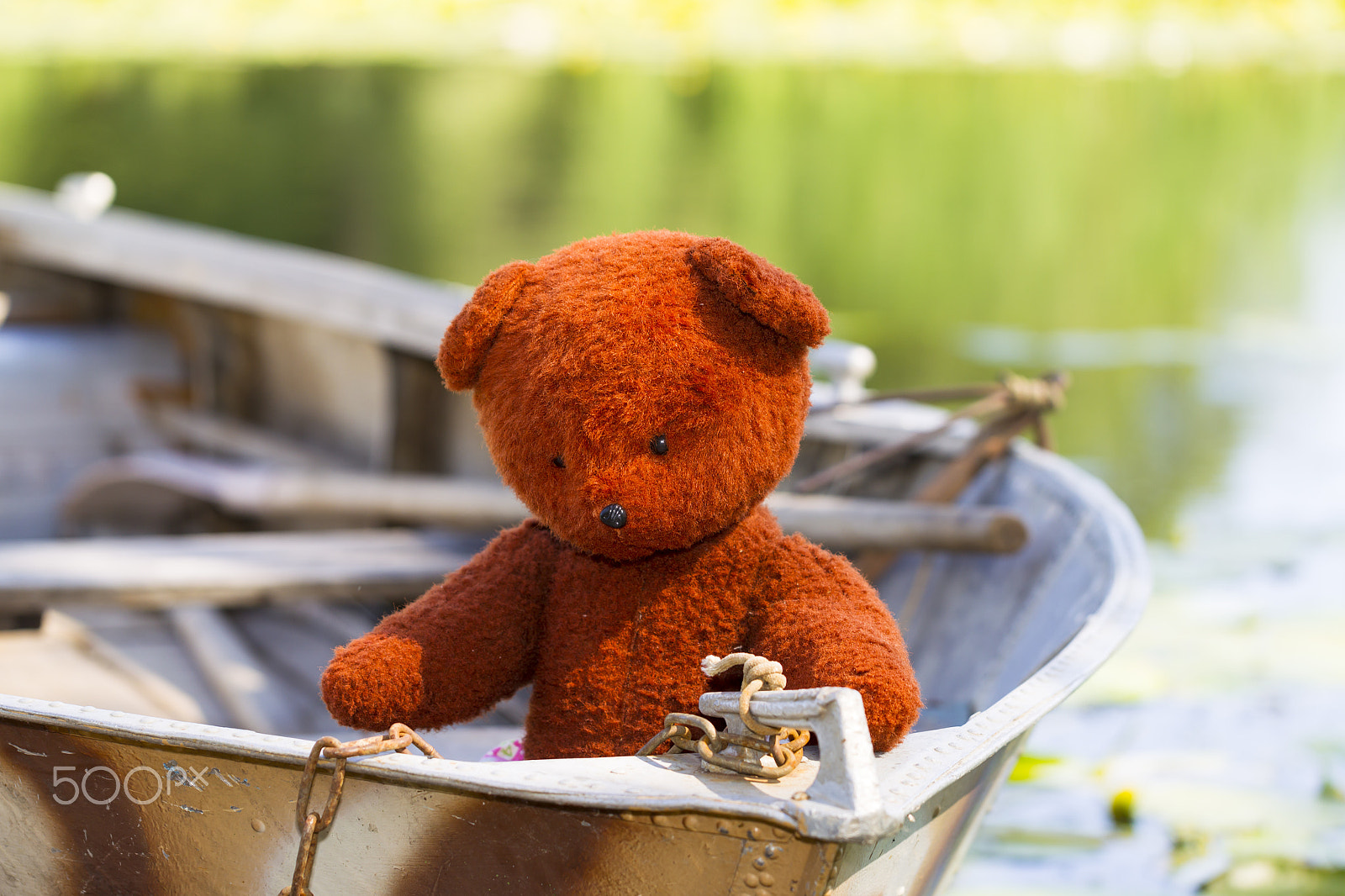 Canon EF 100mm F2.8L Macro IS USM sample photo. A toy bear - a sailor sits in a boat or a boat near the anchor c photography