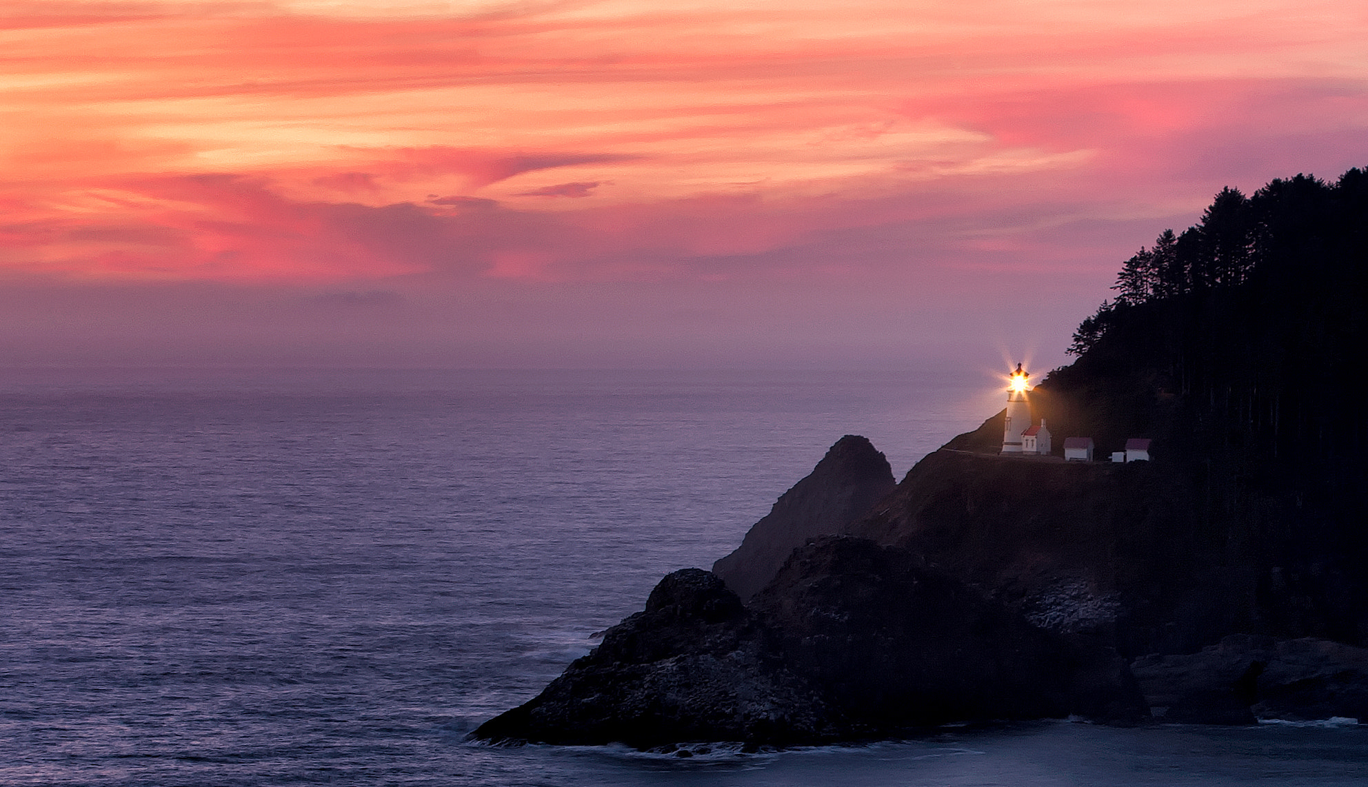 Canon EOS-1D Mark II sample photo. Sunset at heceta head lighthouse photography