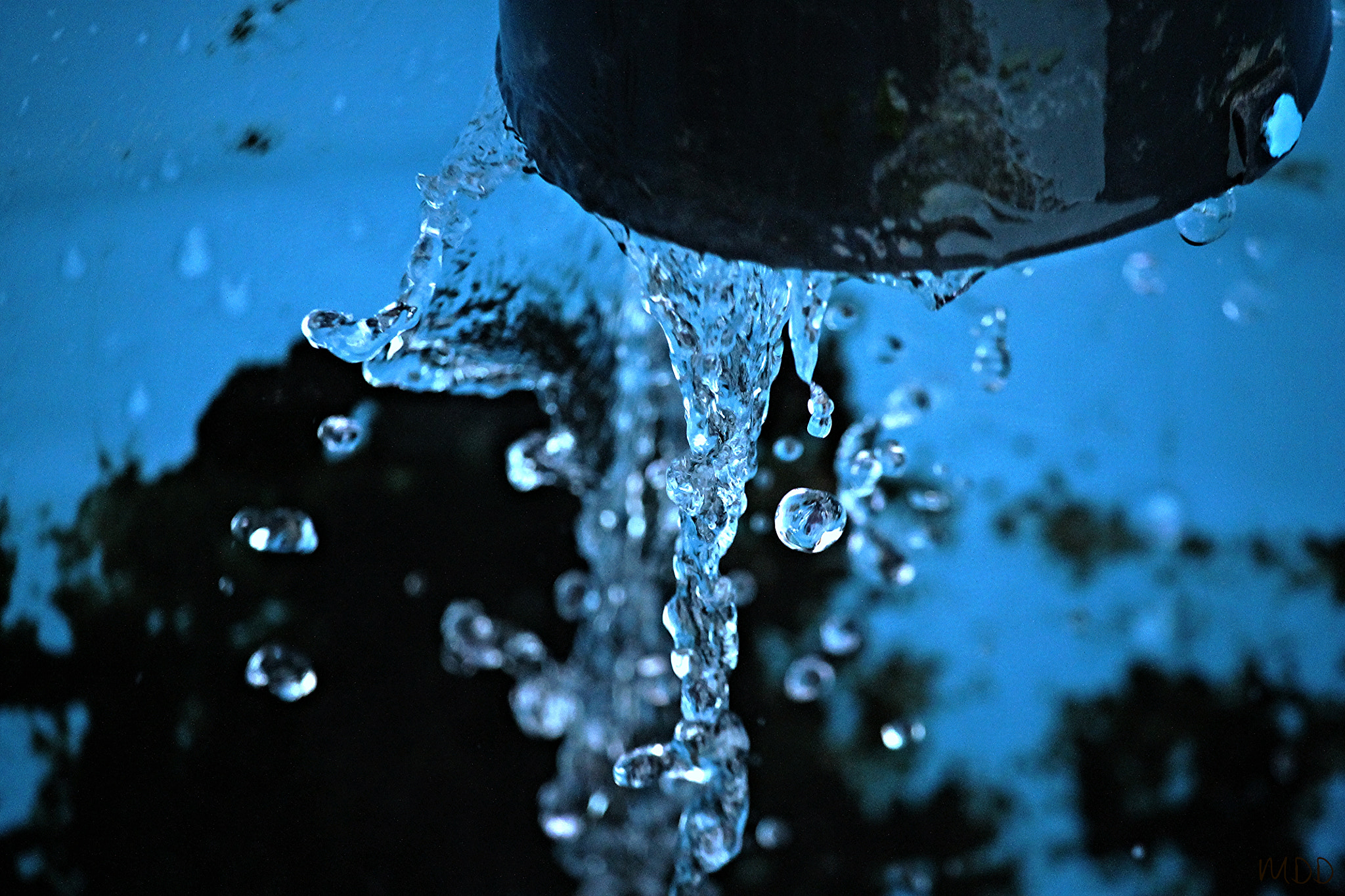 Canon EF-S 55-250mm F4-5.6 IS STM sample photo. Drops photography
