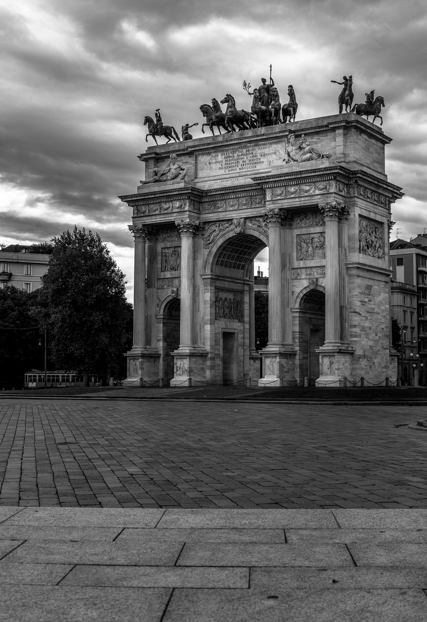 Nikon D800E sample photo. Arco della pace photography
