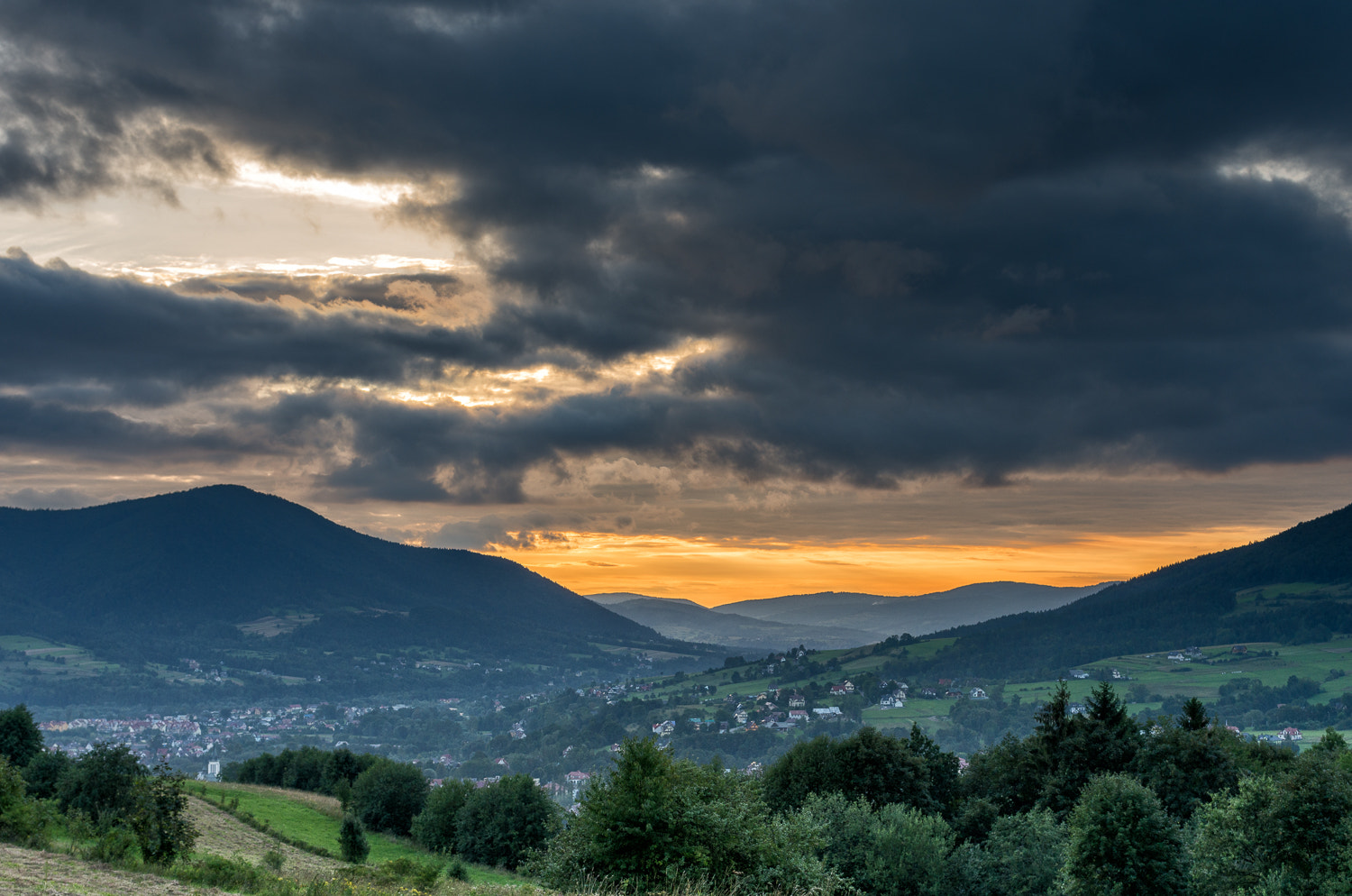 Pentax K-5 IIs + Pentax smc DA 35mm F2.4 AL sample photo. View from a hill over mszana dolna beskid wyspowy region photography