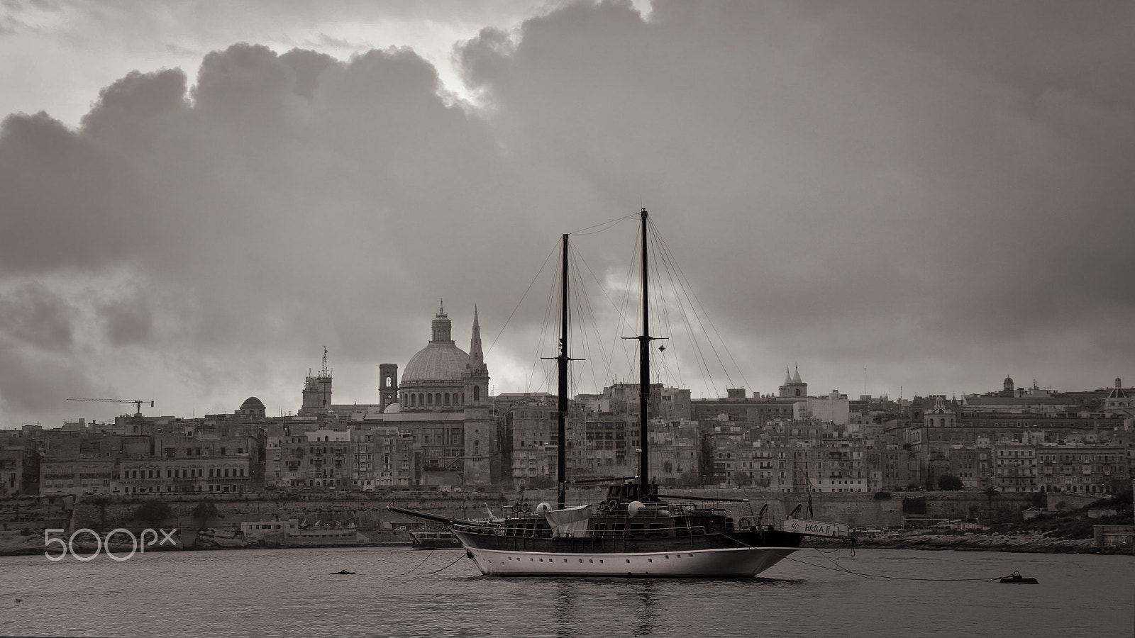 Nikon D7000 + Sigma 18-200mm F3.5-6.3 DC sample photo. Valletta - capital city of malta photography