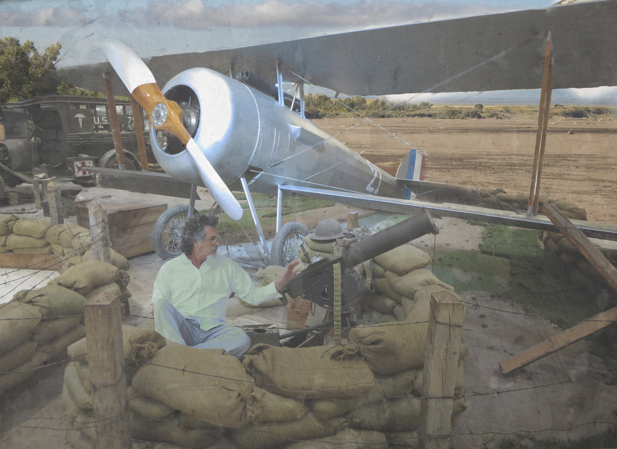 Canon PowerShot ELPH 330 HS (IXUS 255 HS / IXY 610F) sample photo. Plane in desert photography