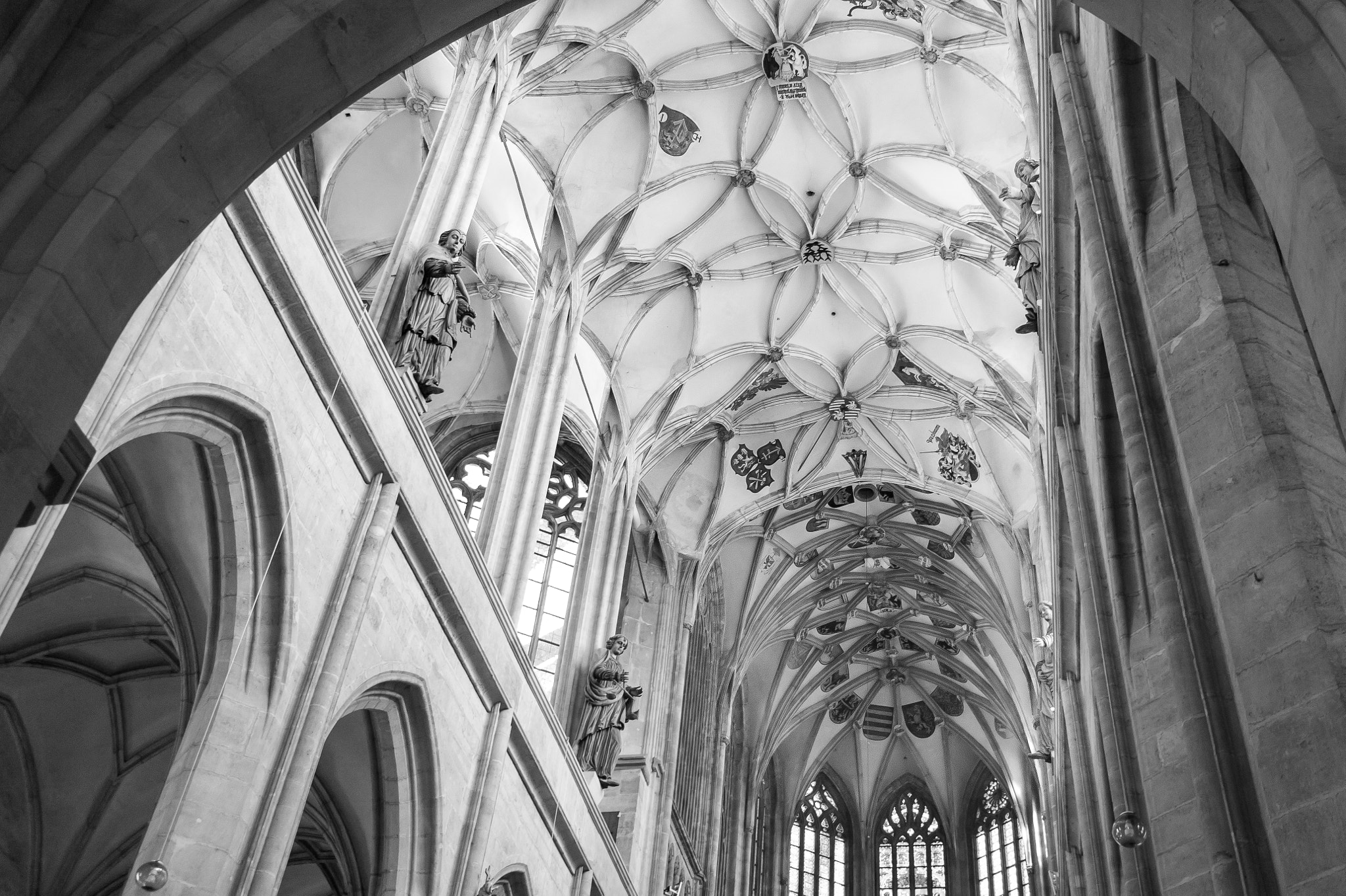 Samsung NX10 sample photo. Church photography
