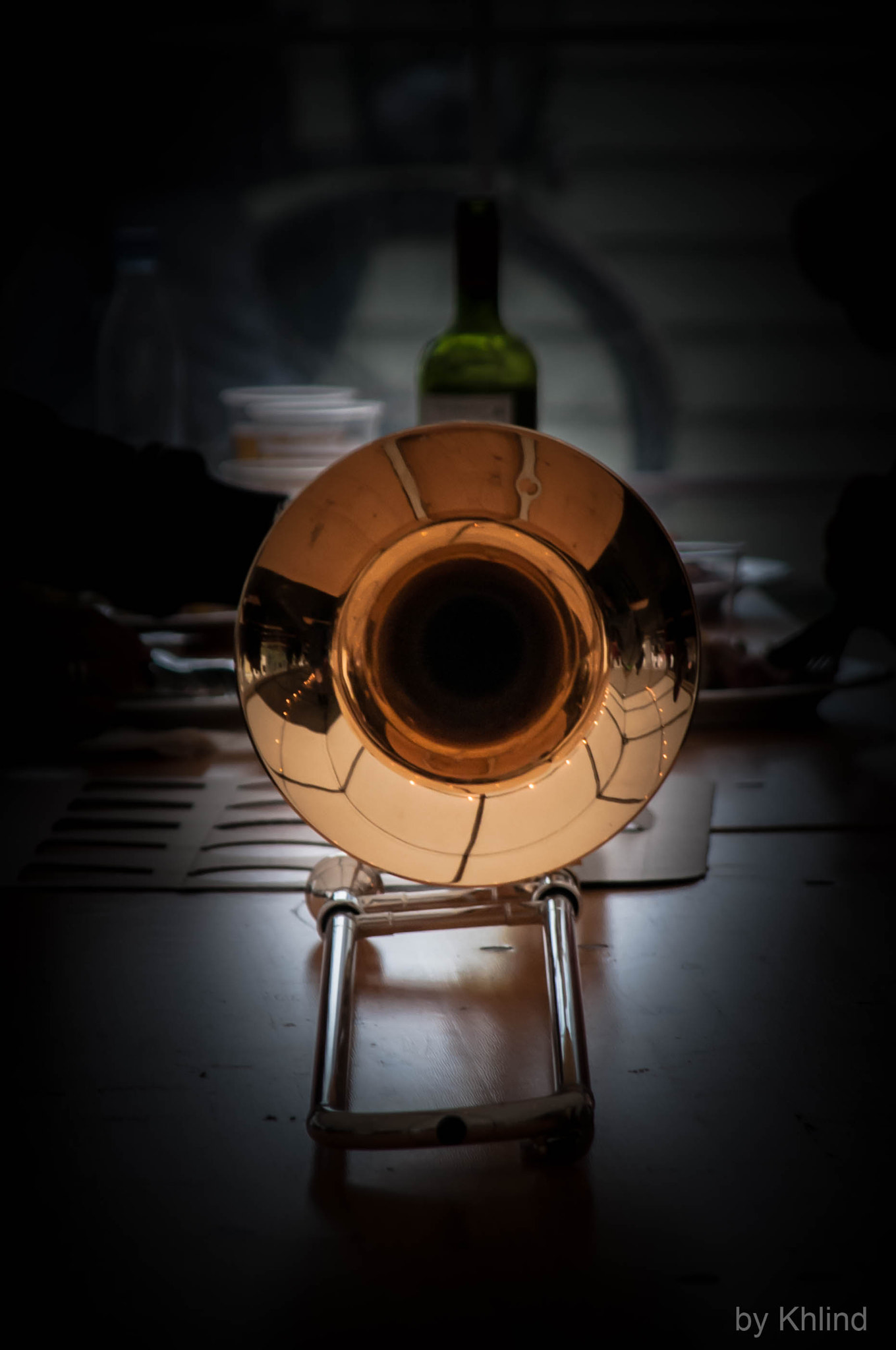 AF Zoom-Nikkor 24-120mm f/3.5-5.6D IF sample photo. Music photography